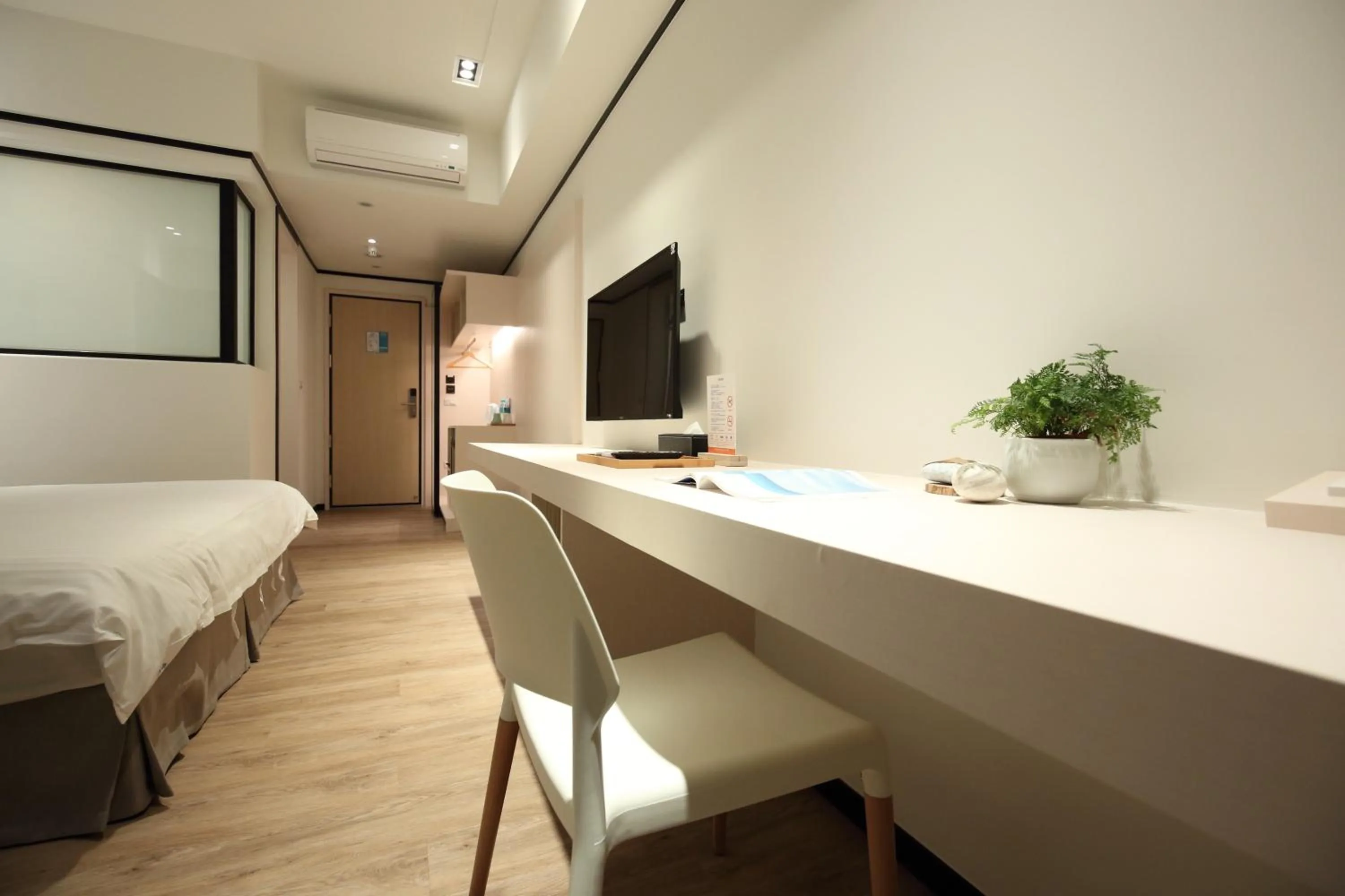 Photo of the whole room in Na San Na Hai B&B