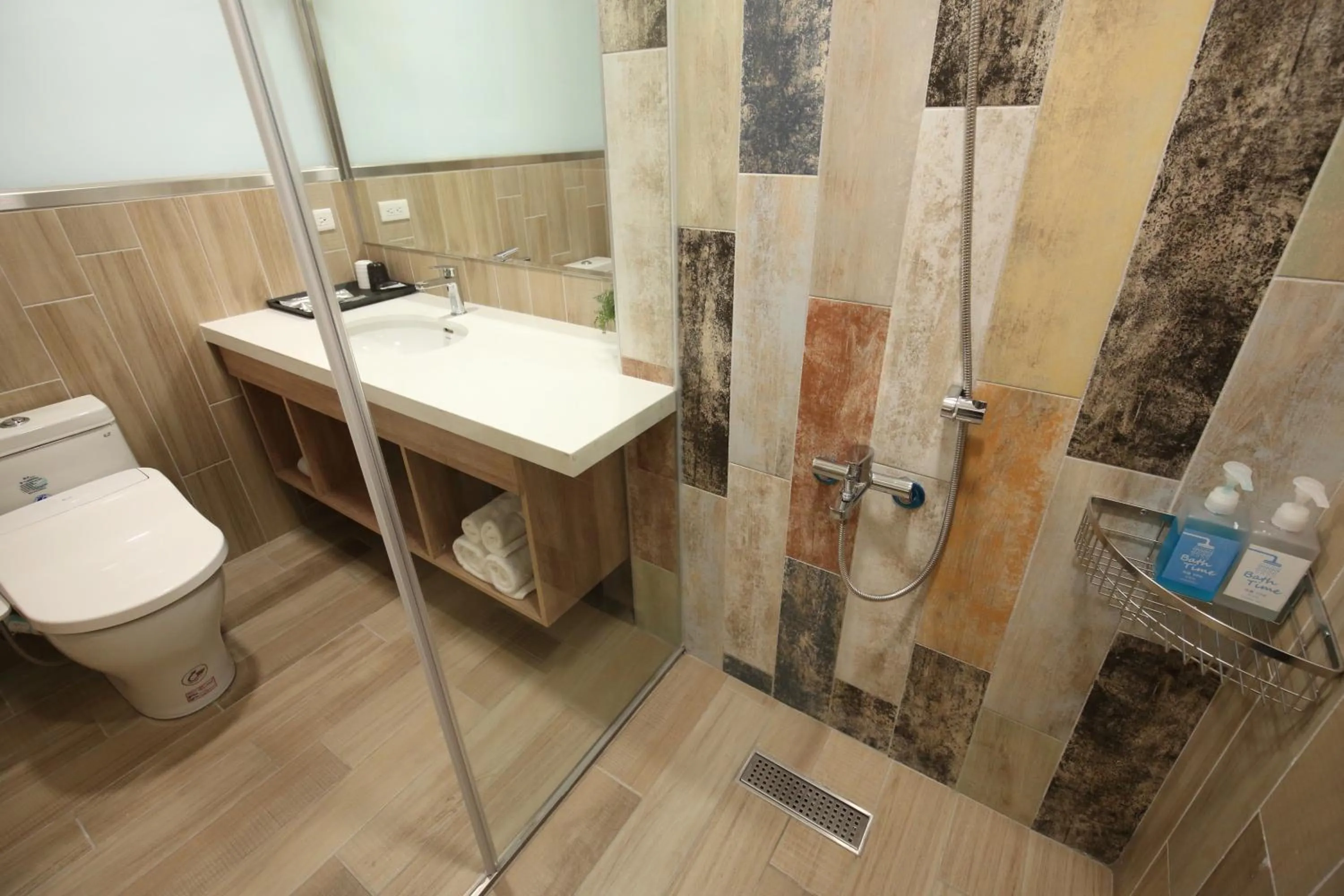 Shower in Na San Na Hai B&B