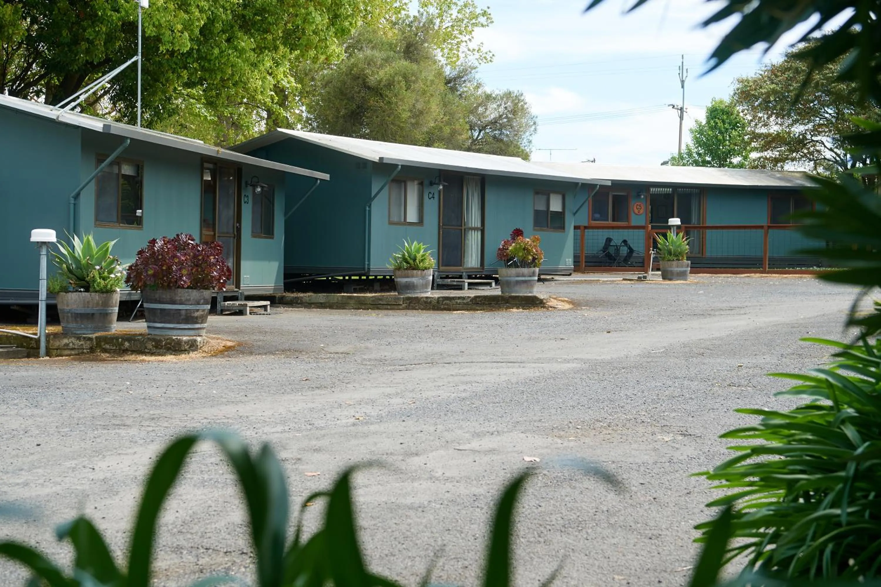 Property building in Pine Country Caravan Park