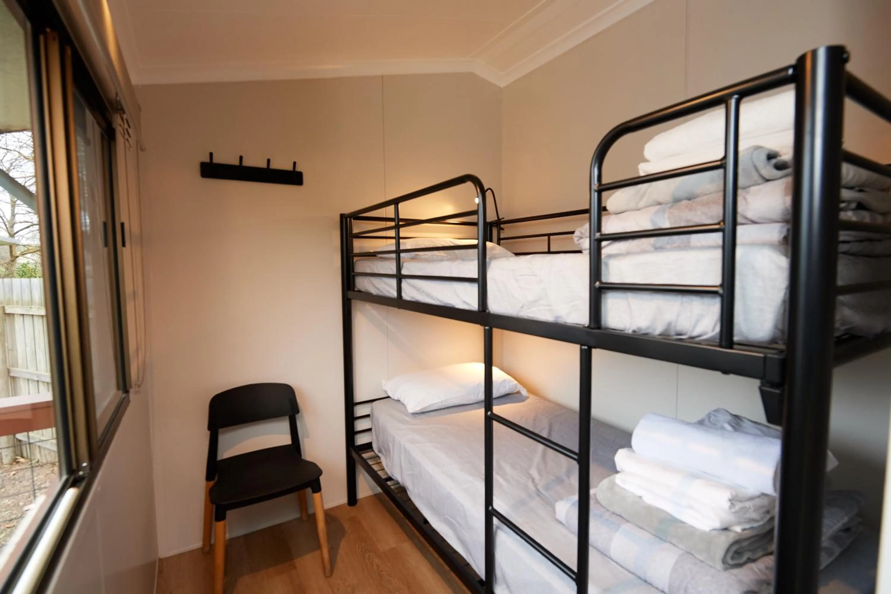 bunk bed, Bed in Pine Country Caravan Park