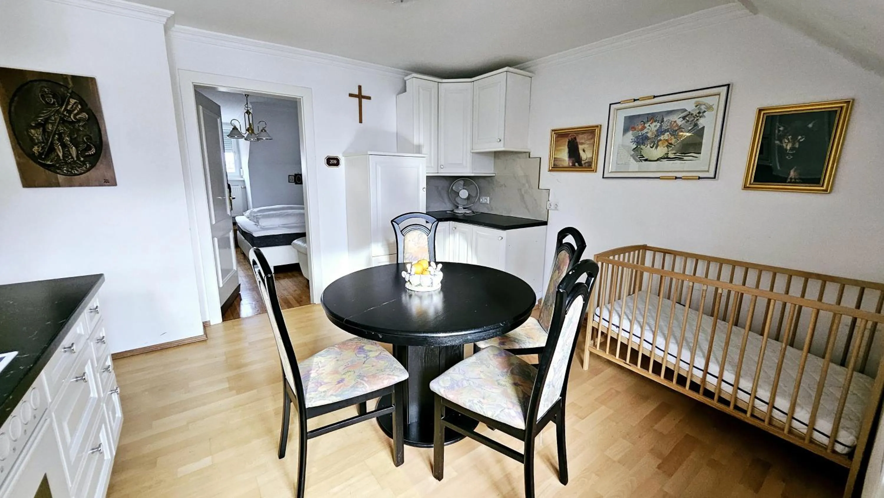 Kitchen or kitchenette in Höckner Plaza Hotel