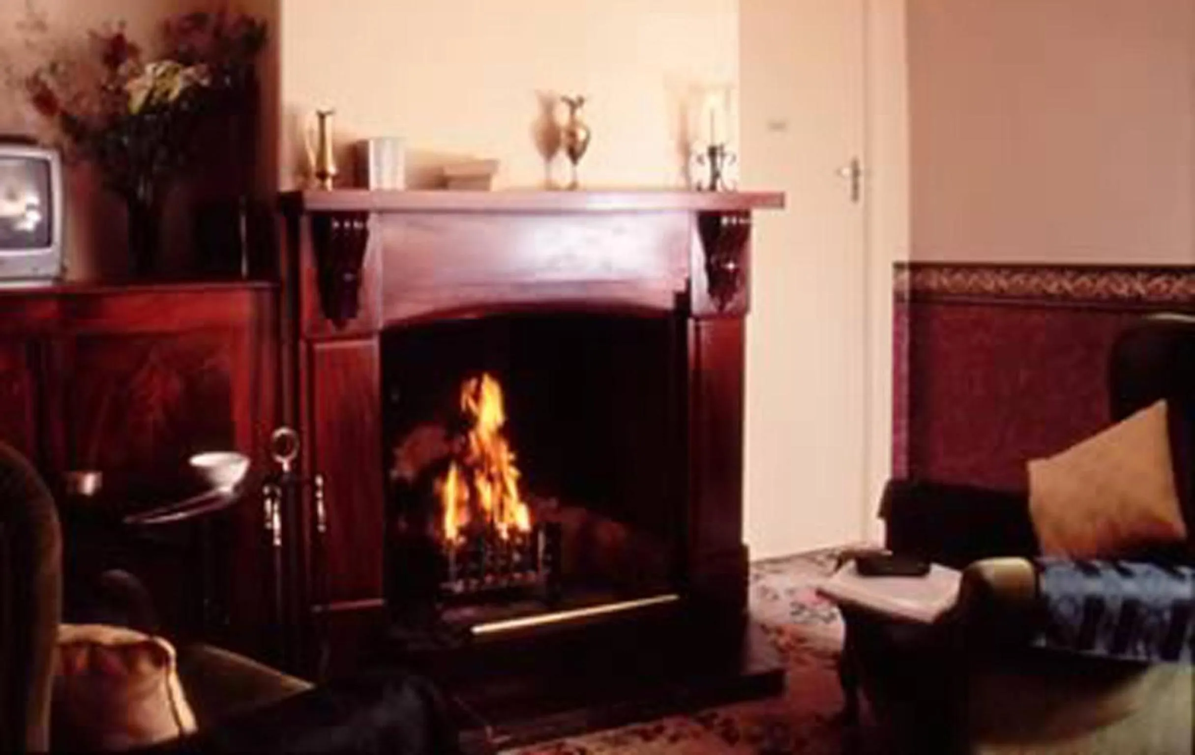 Living room in Walnut Cottage