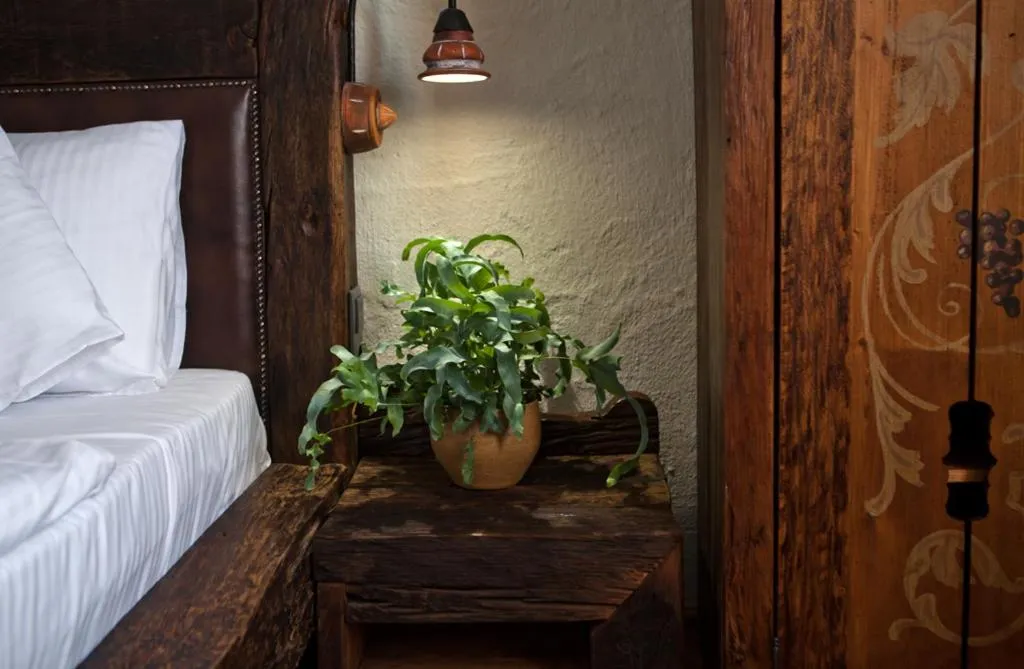 Decorative detail, Bed in Halasi Pince Panzió