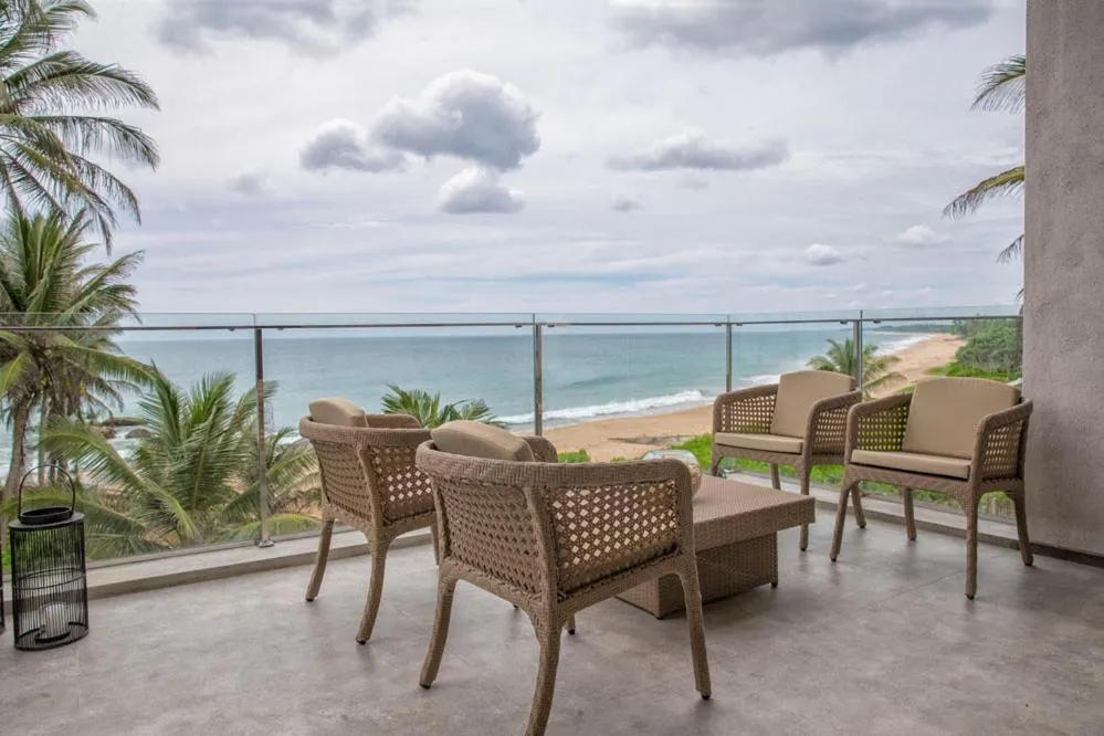 Property building in Villa Blu