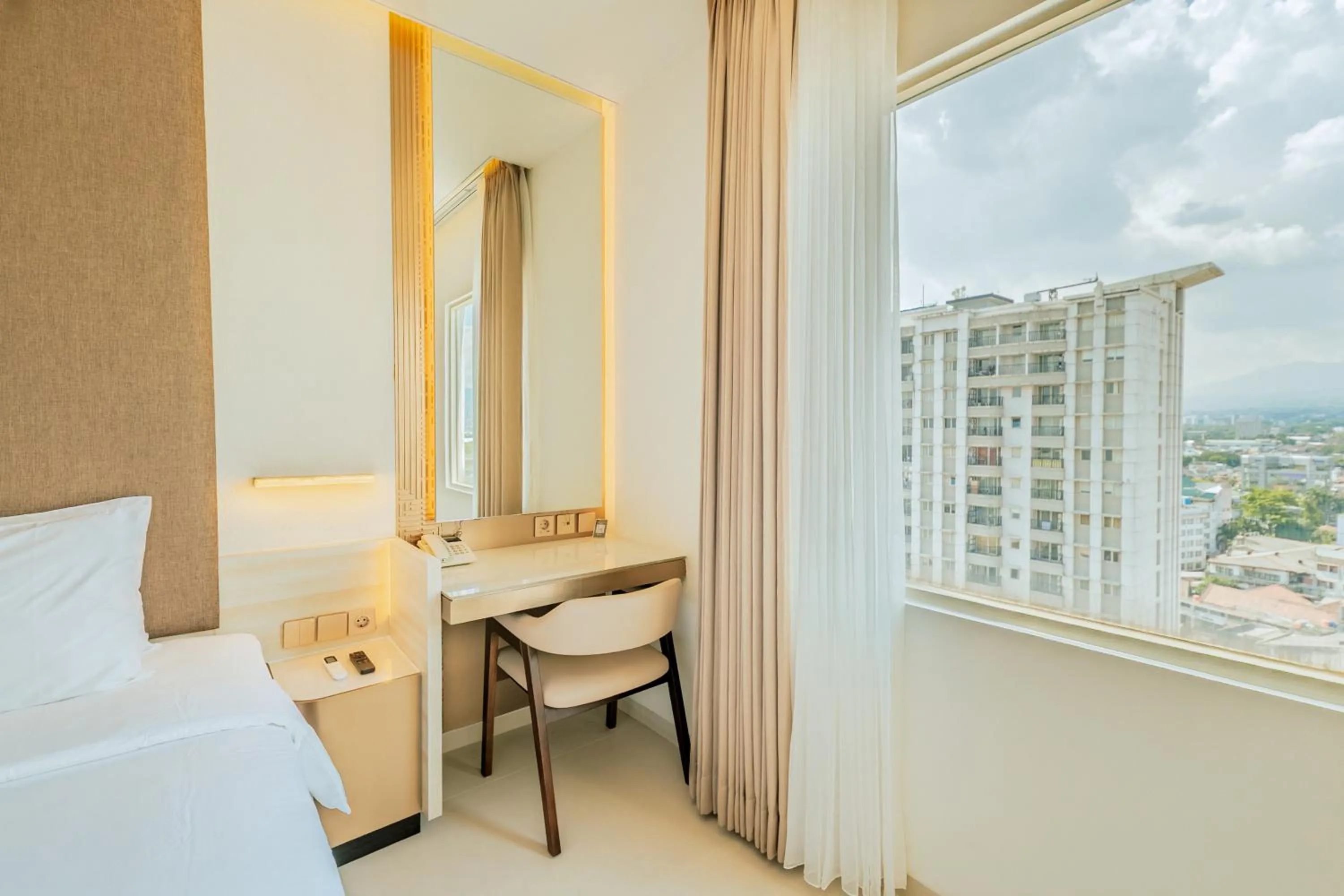 Bed in Gino Feruci Braga by KAGUM Hotels