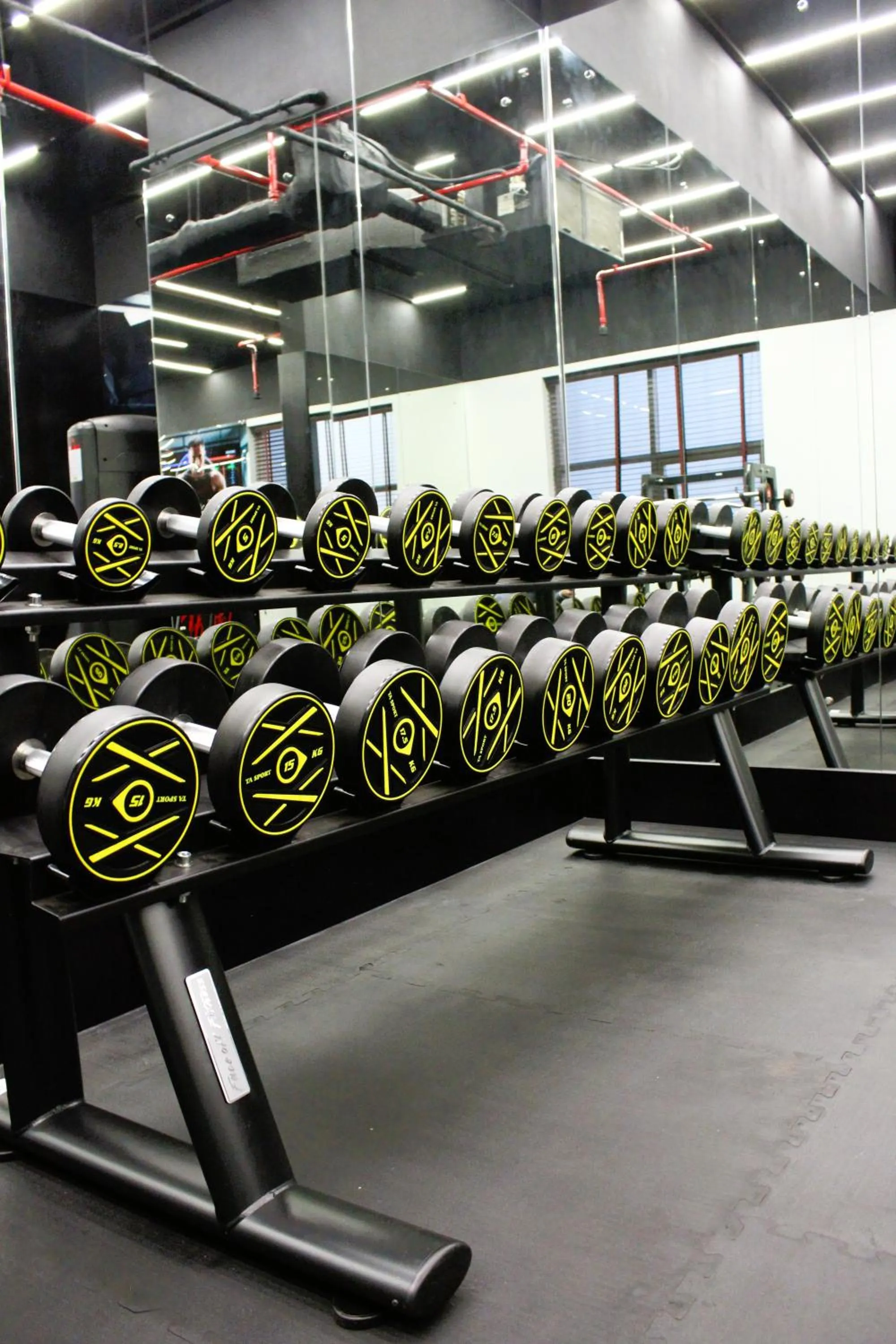 Fitness centre/facilities in City Tower Hotel