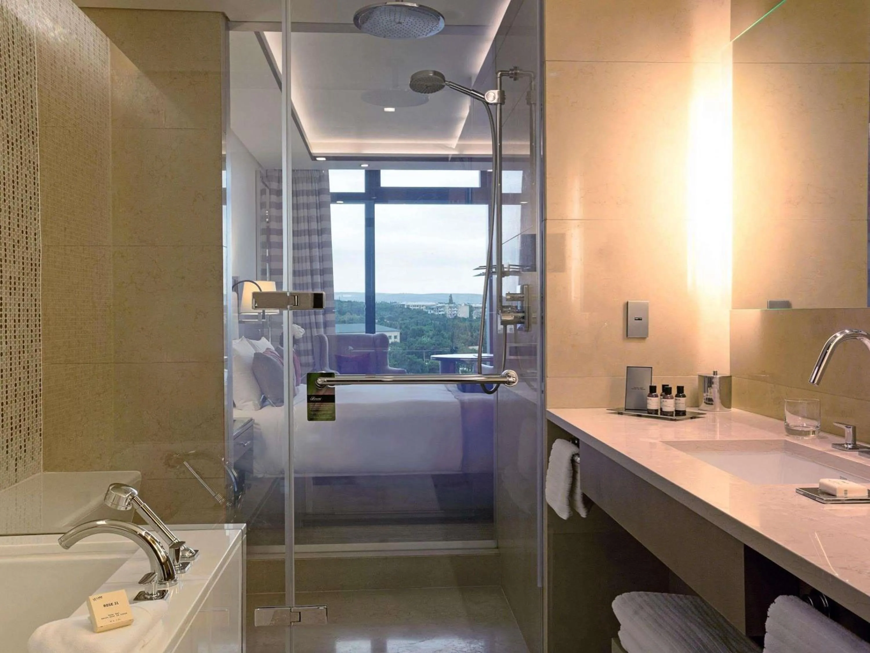 Bedroom, Bed in Fairmont Baku, Flame Towers