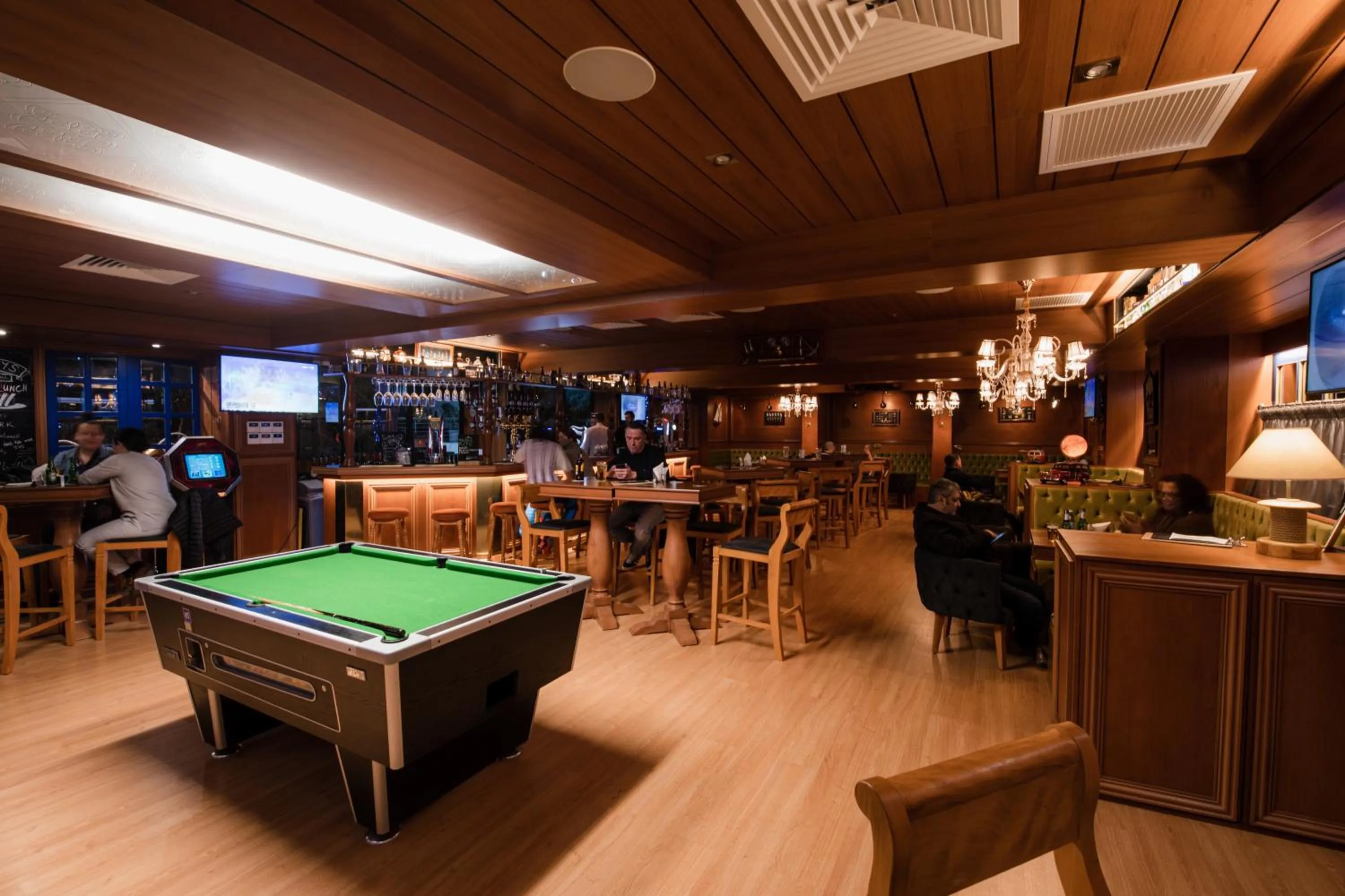 Billiard in Pebbles Resort