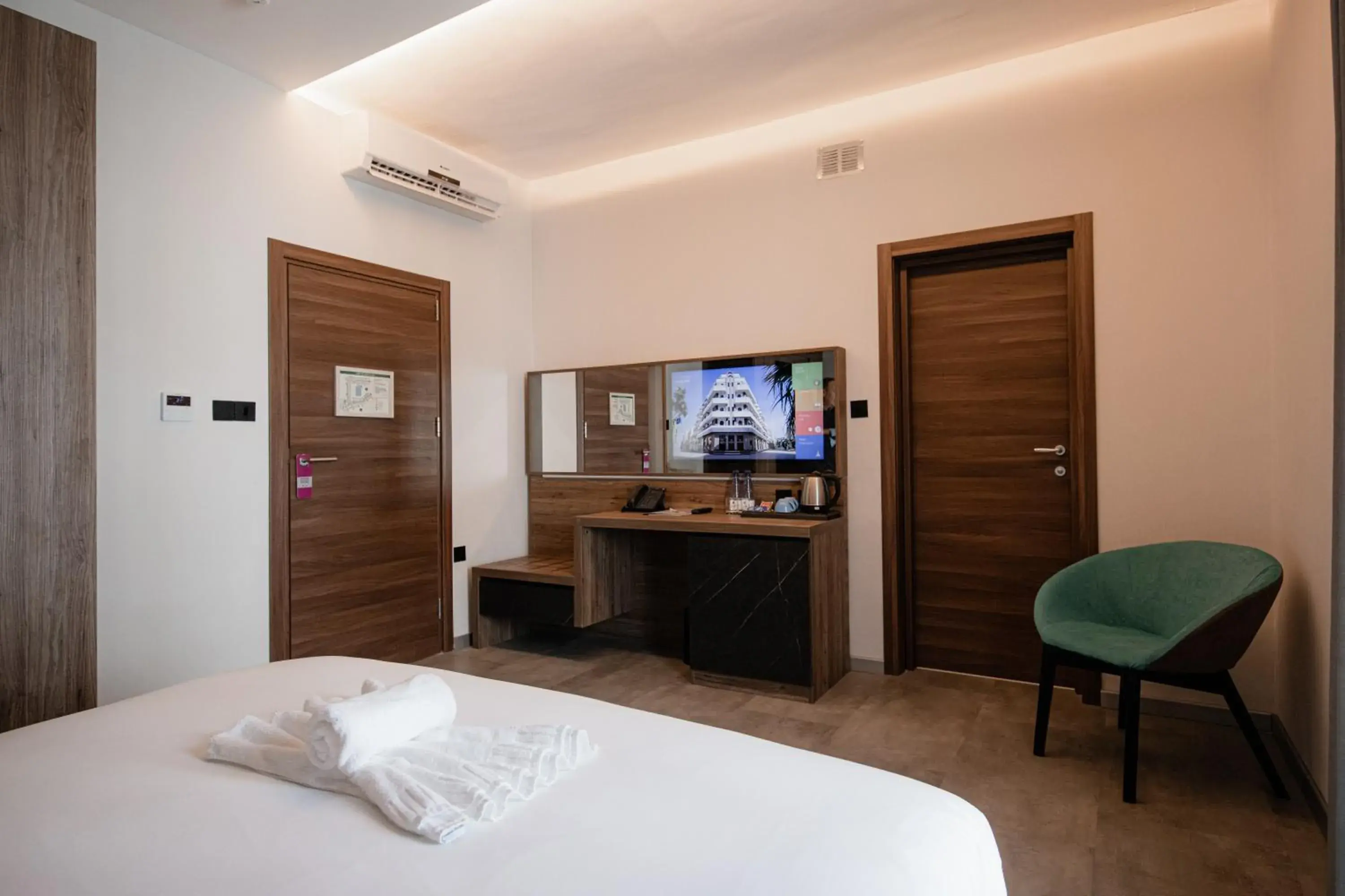 Double Room with Balcony and Pool View in Pebbles Resort Double Room with Balcony and Pool View in Pebbles Resort