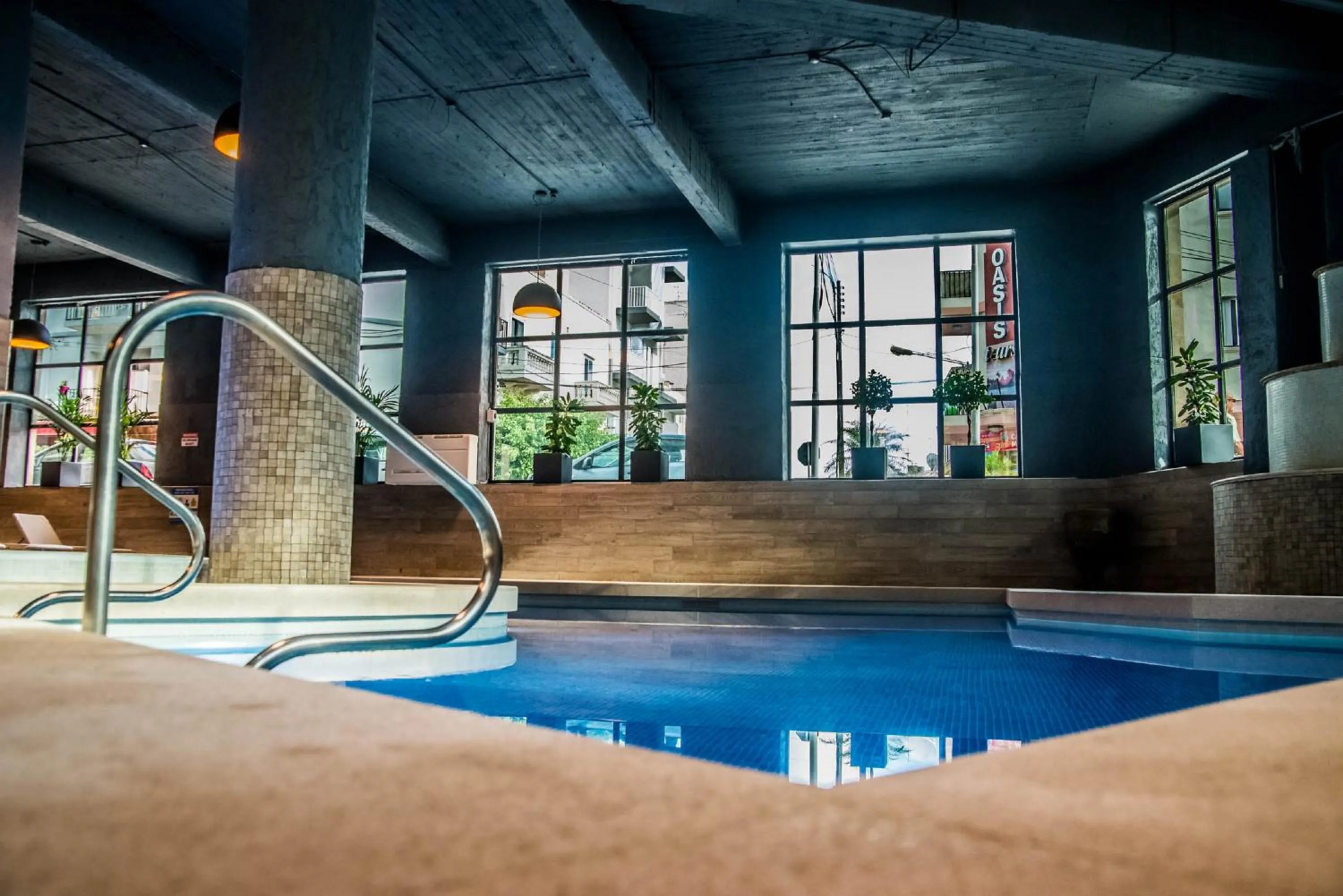 Swimming pool in Pebbles Resort