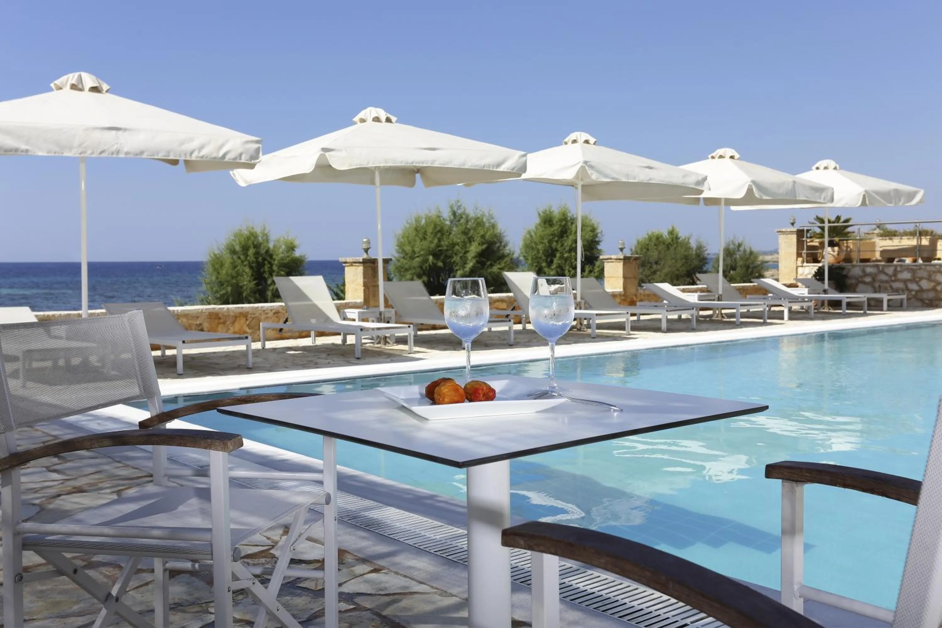 Area and facilities in Artina