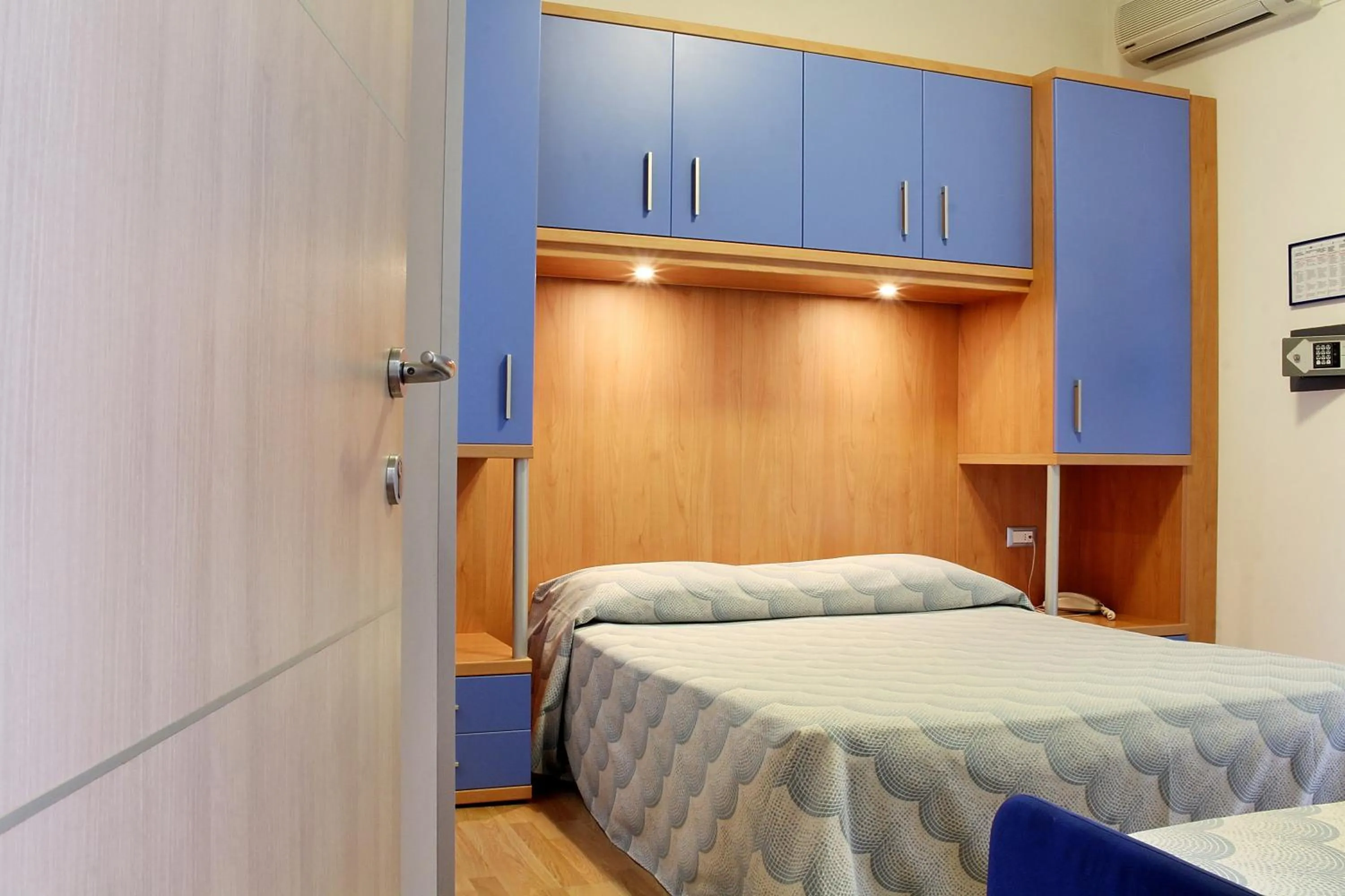 Bed in Hotel Riviera