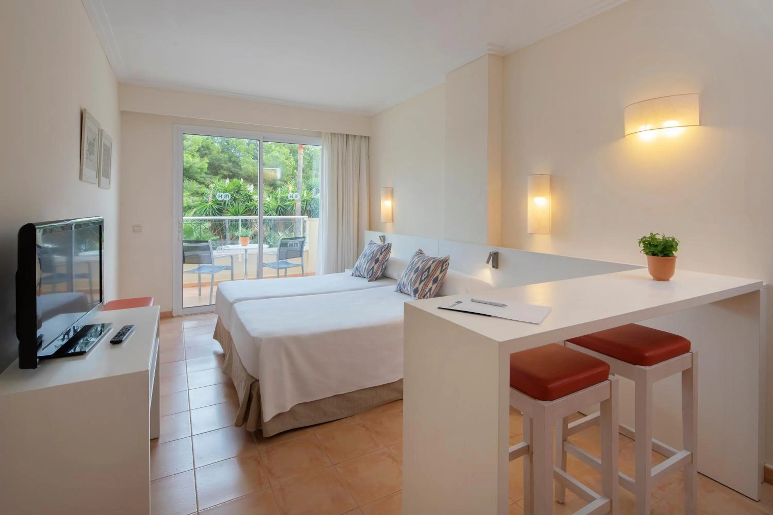 Bedroom, Bed in HM Mar Blau