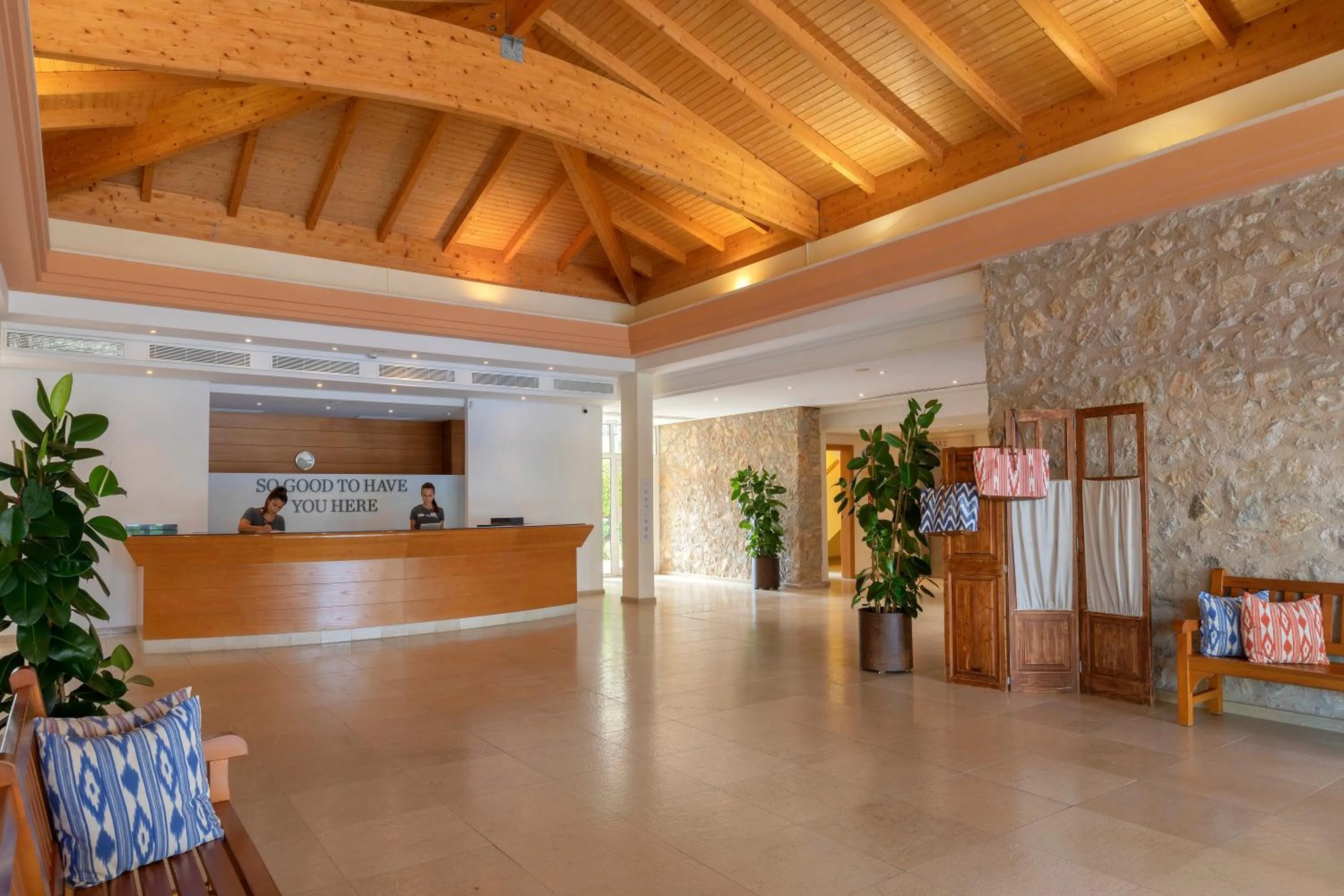 Lobby or reception in HM Mar Blau