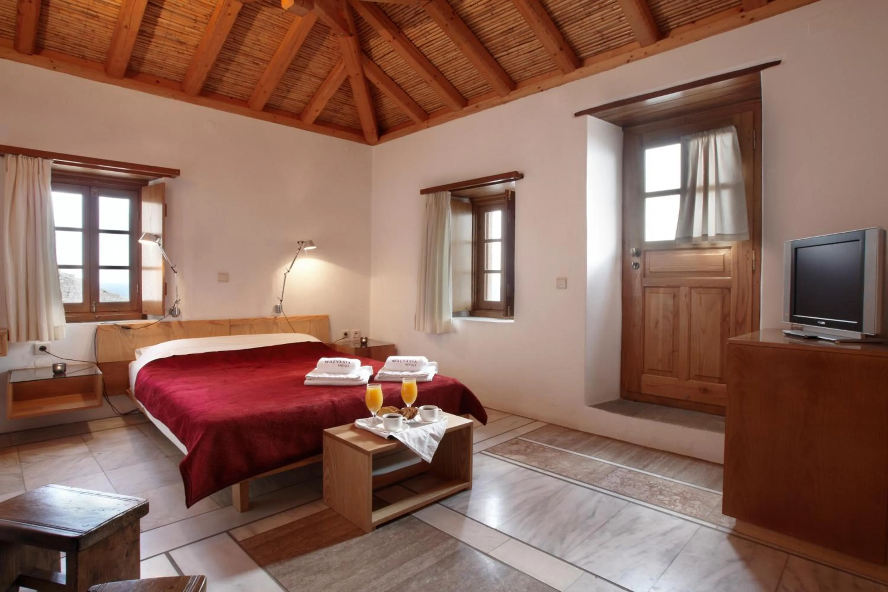 Bedroom, Bed in Bastione Malvasia Hotel (ex New Malvasia)