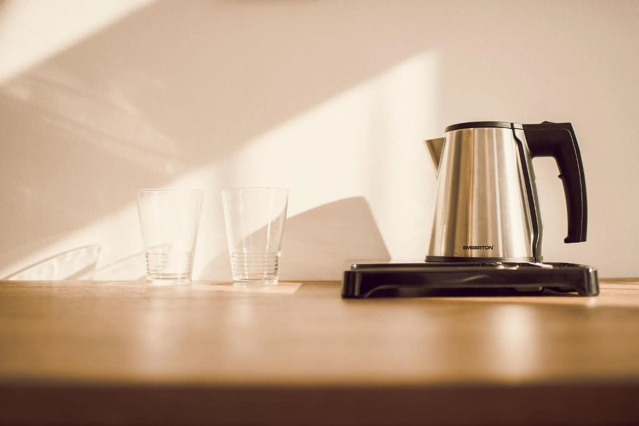 Coffee/tea facilities in Kings Residence