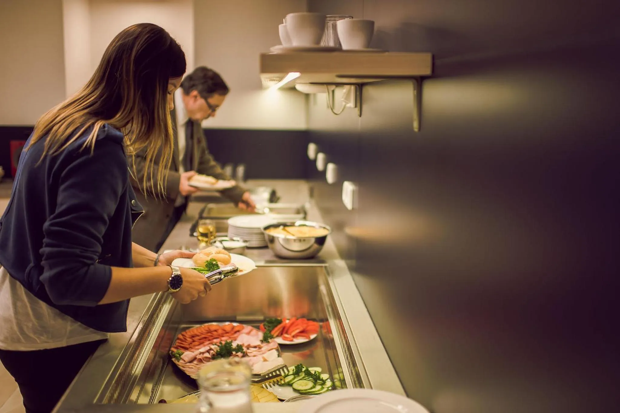 Buffet breakfast in Kings Residence