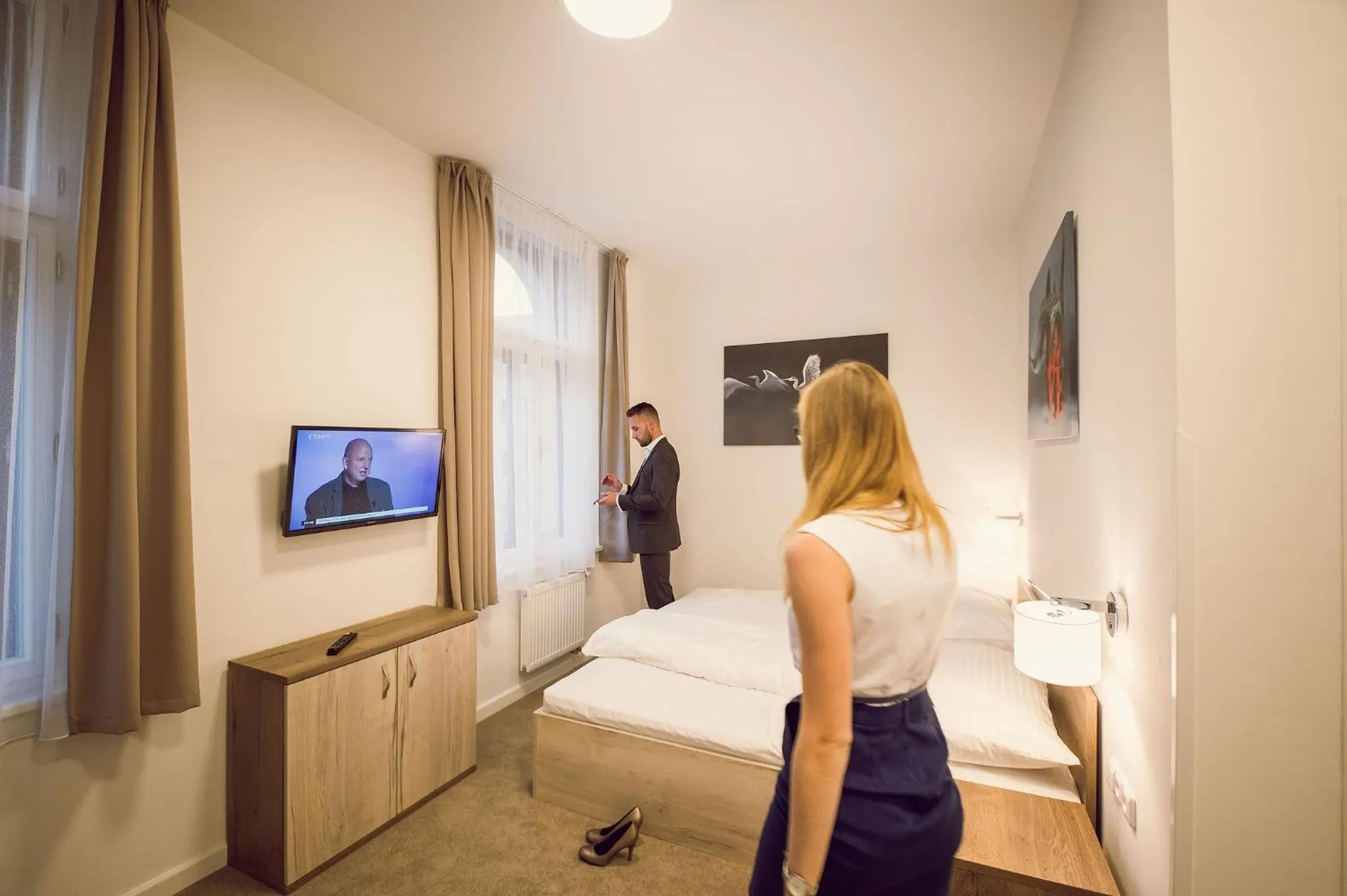 Bed in Kings Residence