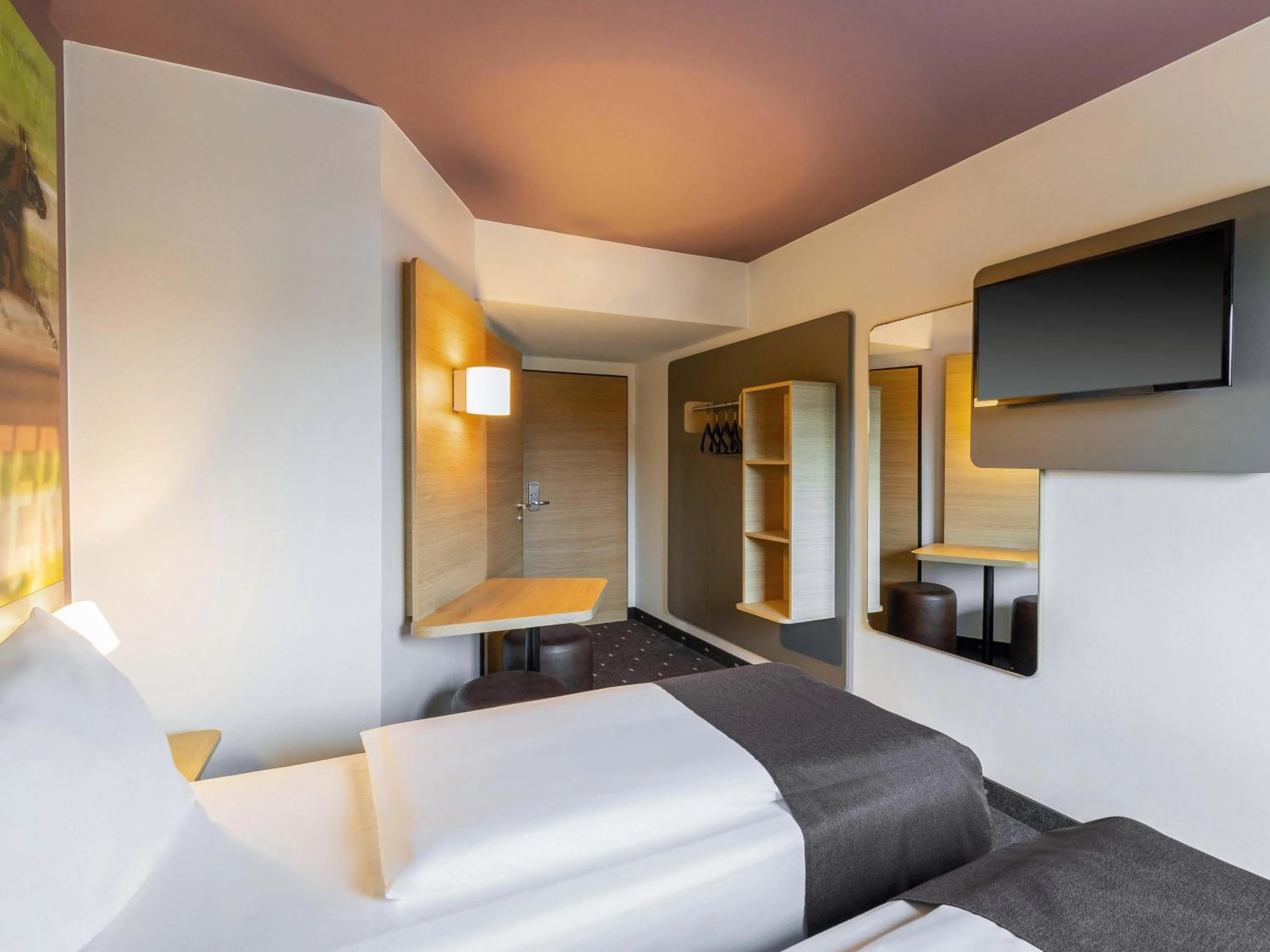 Photo of the whole room, Bed in B&B Hotel Mönchengladbach