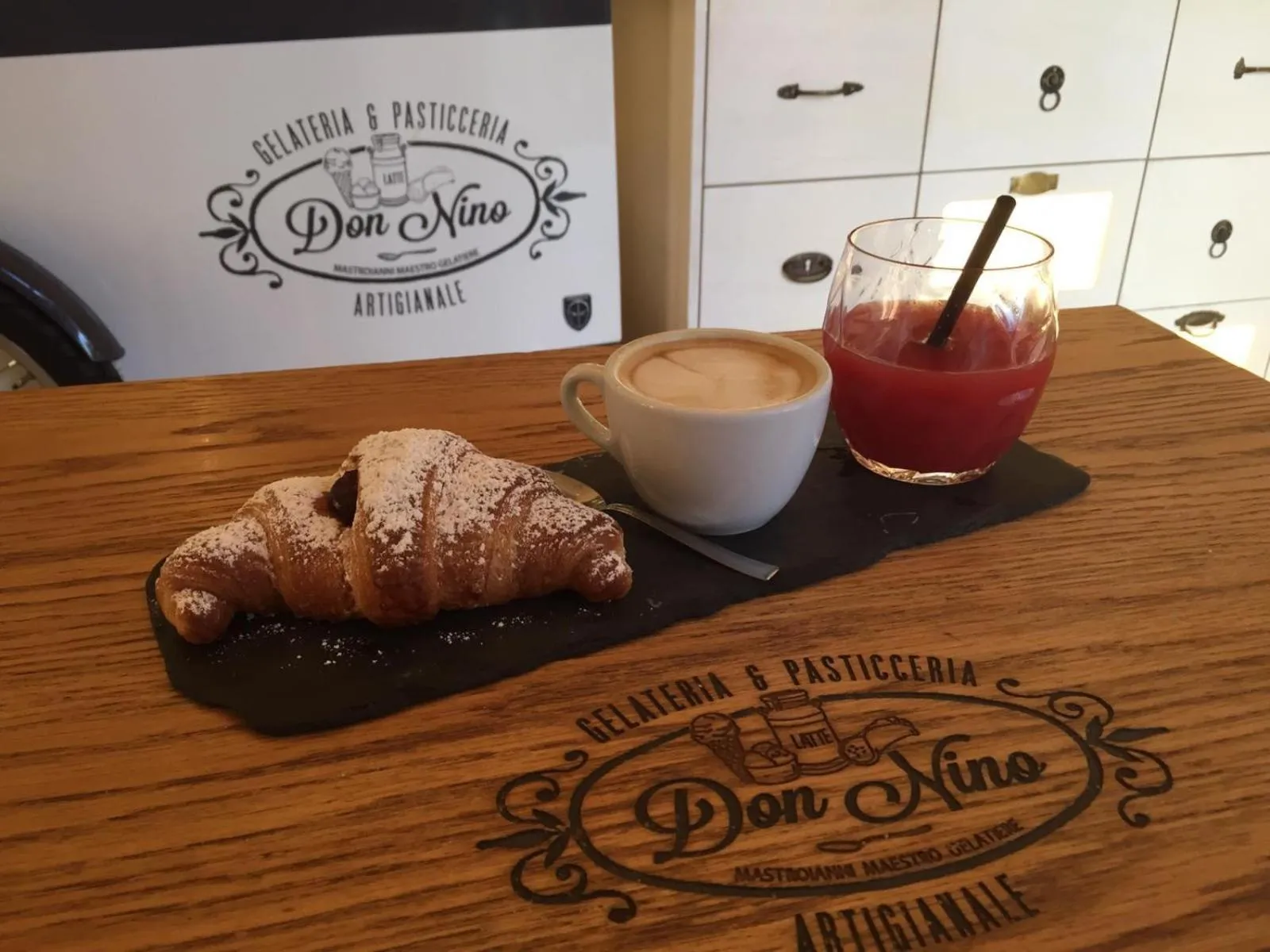 Breakfast in LHG Comfy Rooms