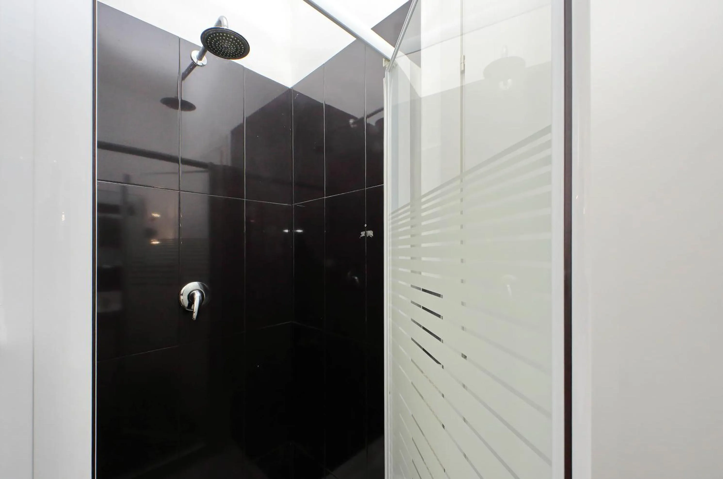 Shower in LHG Comfy Rooms