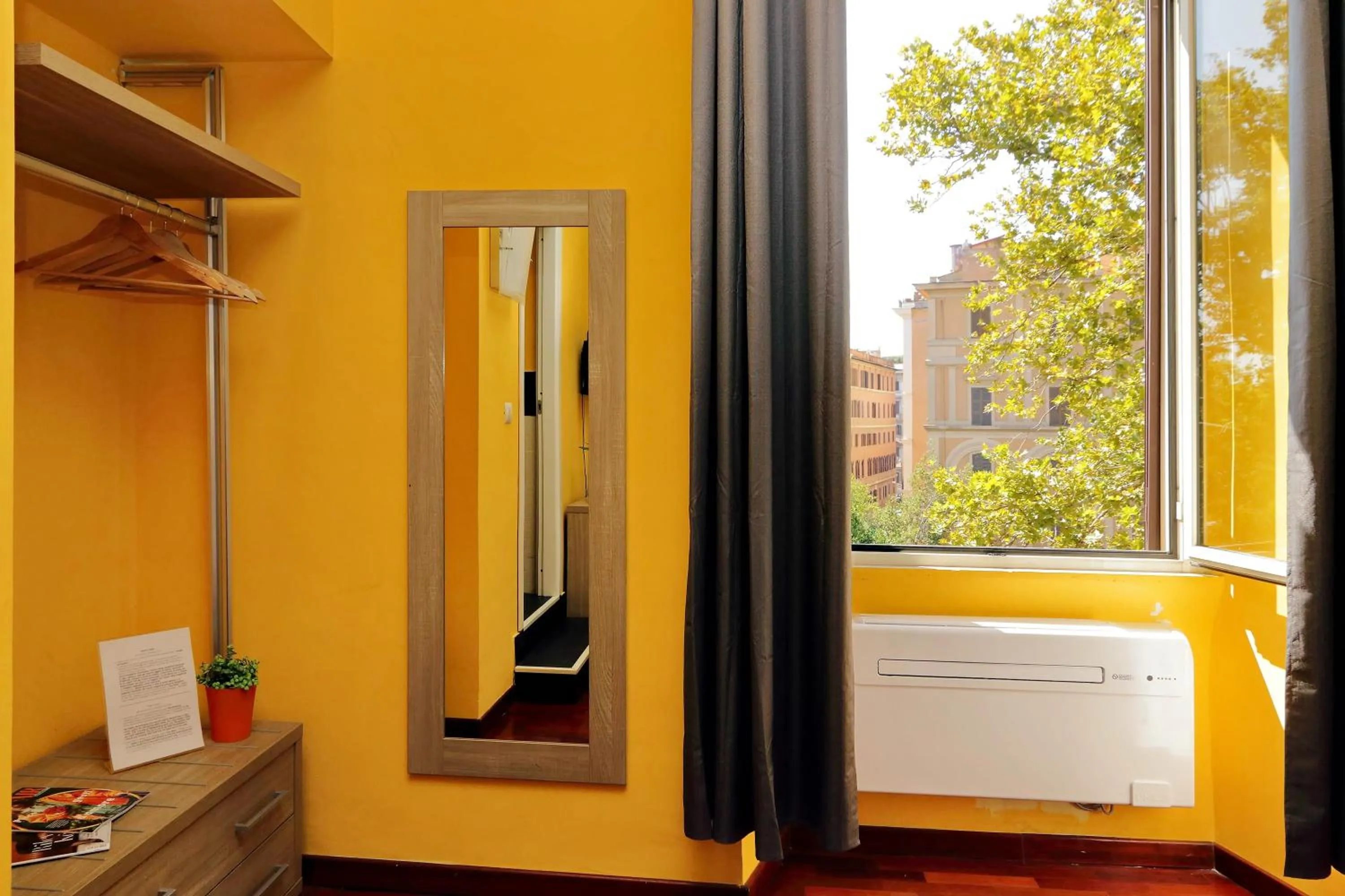 Decorative detail, Bed in LHG Comfy Rooms