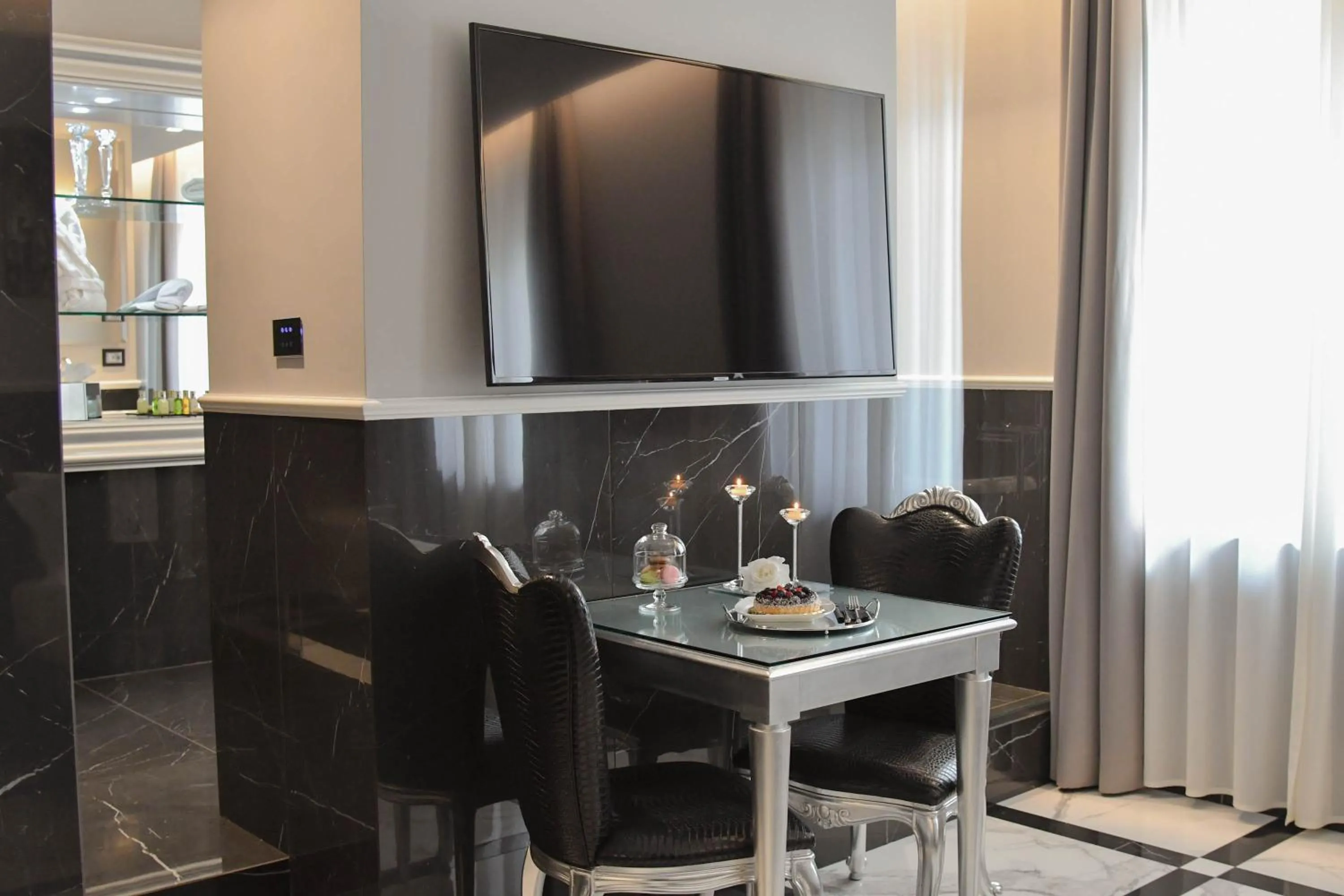 The Unique Brera Suites