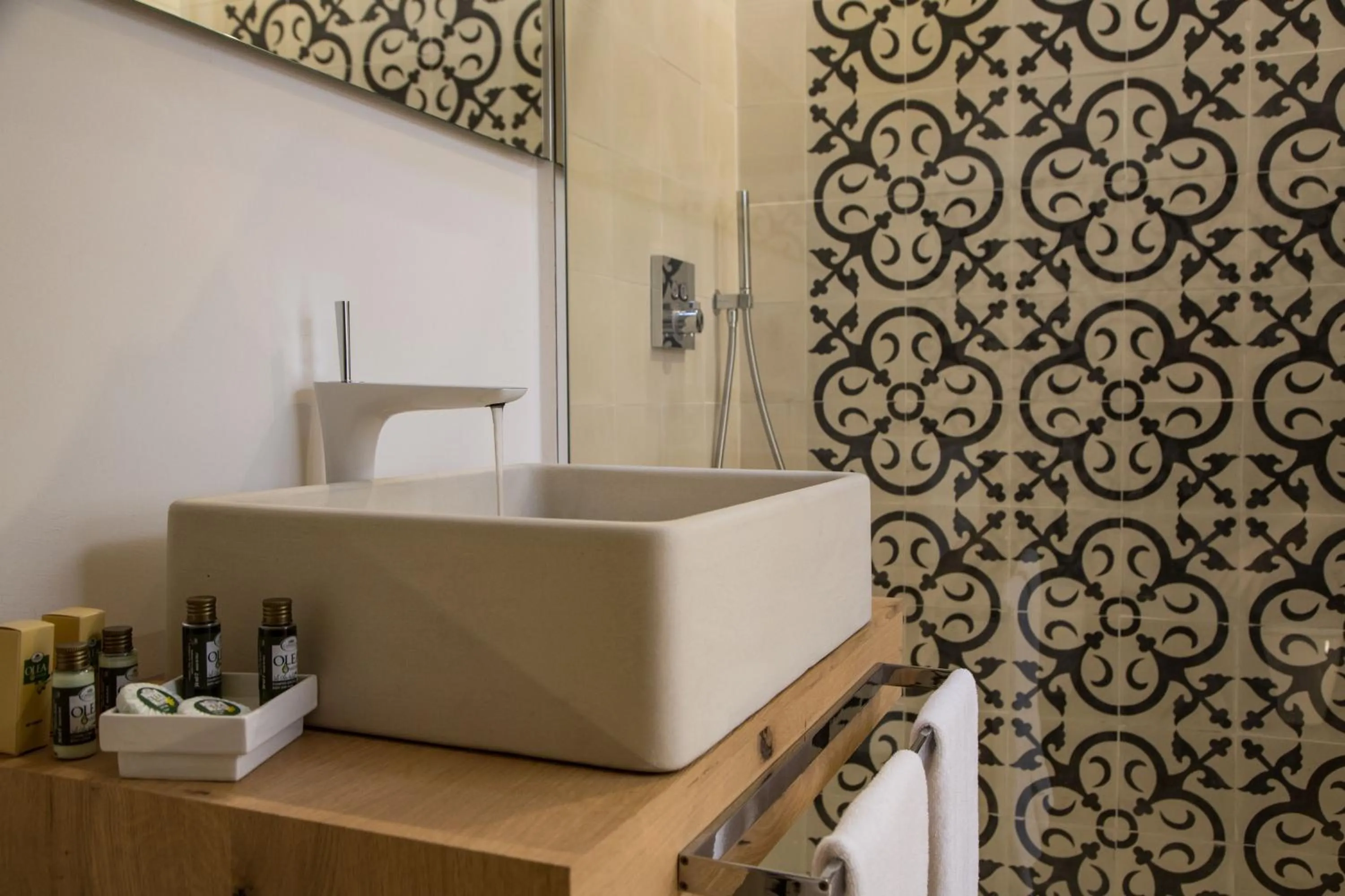 Bathroom in Plebis - B&B in Sicilia nel centro storico di Catania