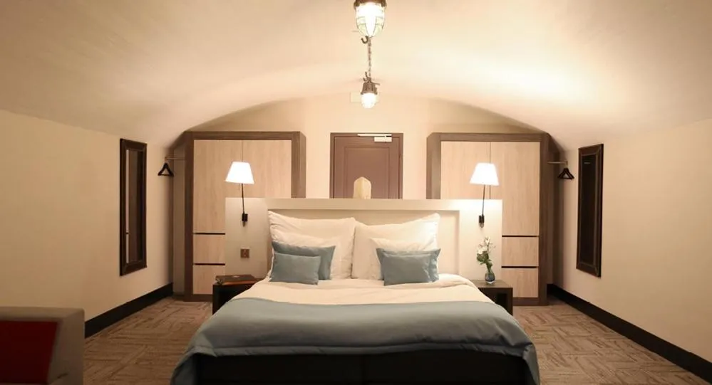 Bed in Fort Resort Beemster