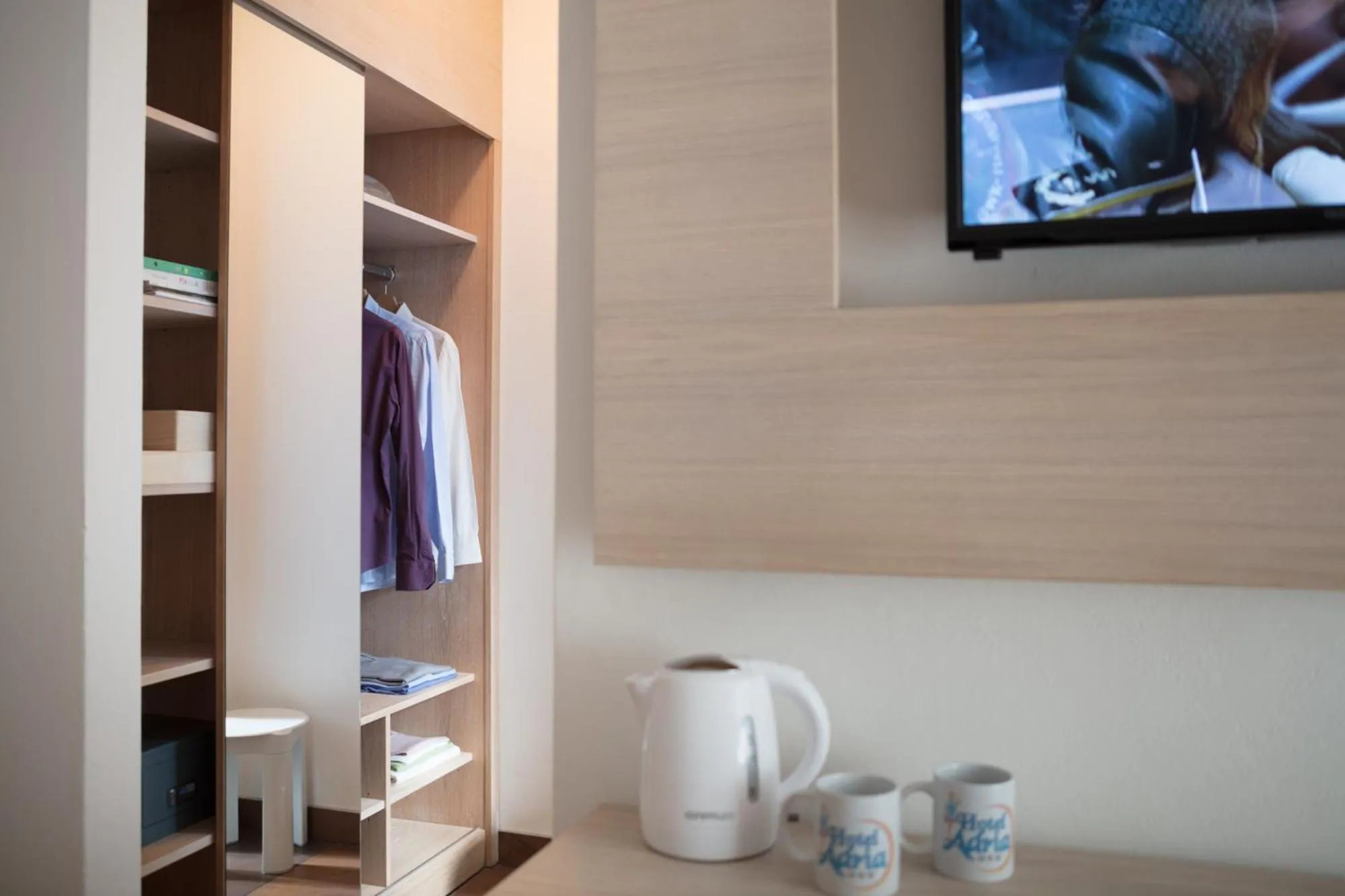 Coffee/tea facilities in Hotel Adria