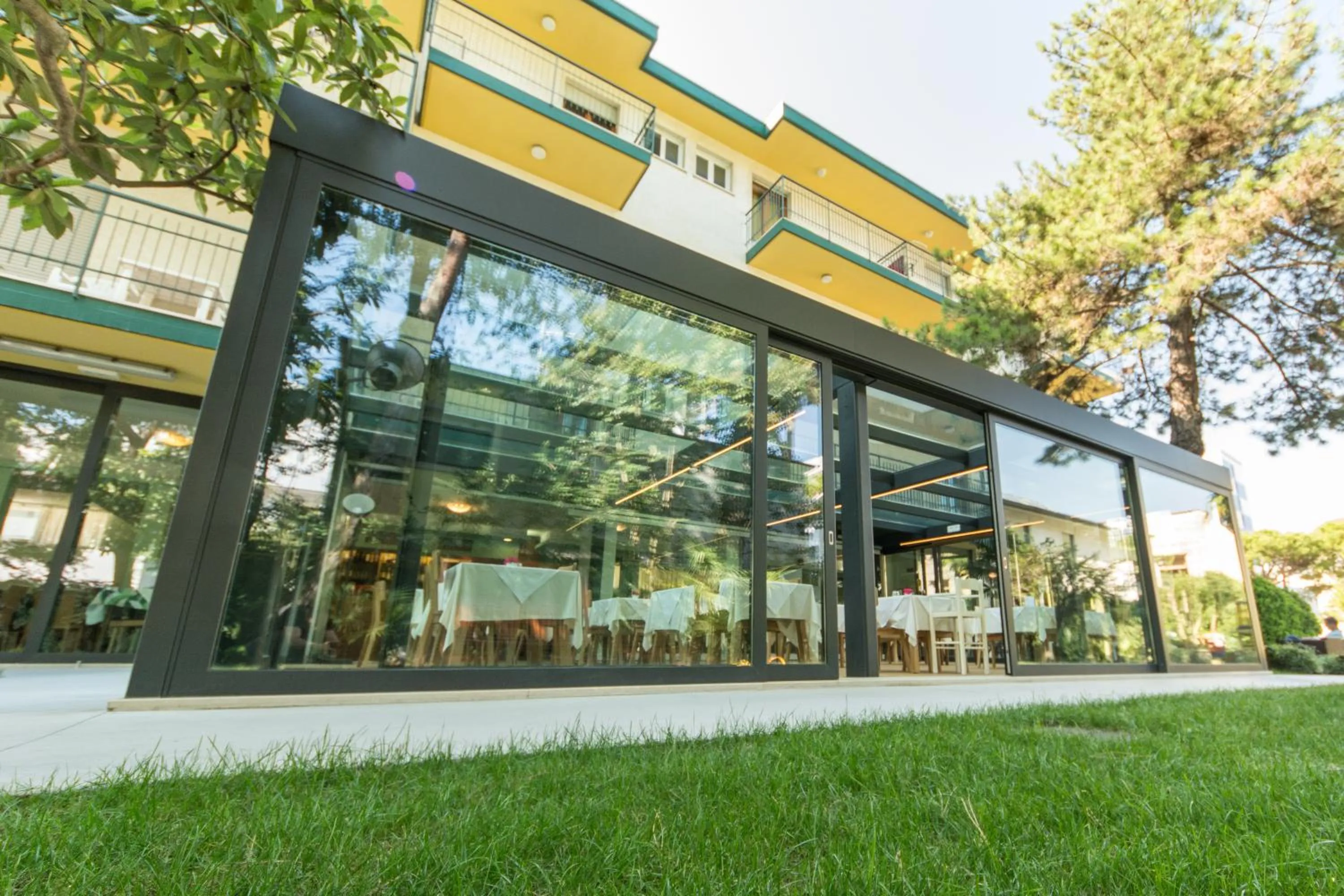 Facade/entrance in Hotel Adria