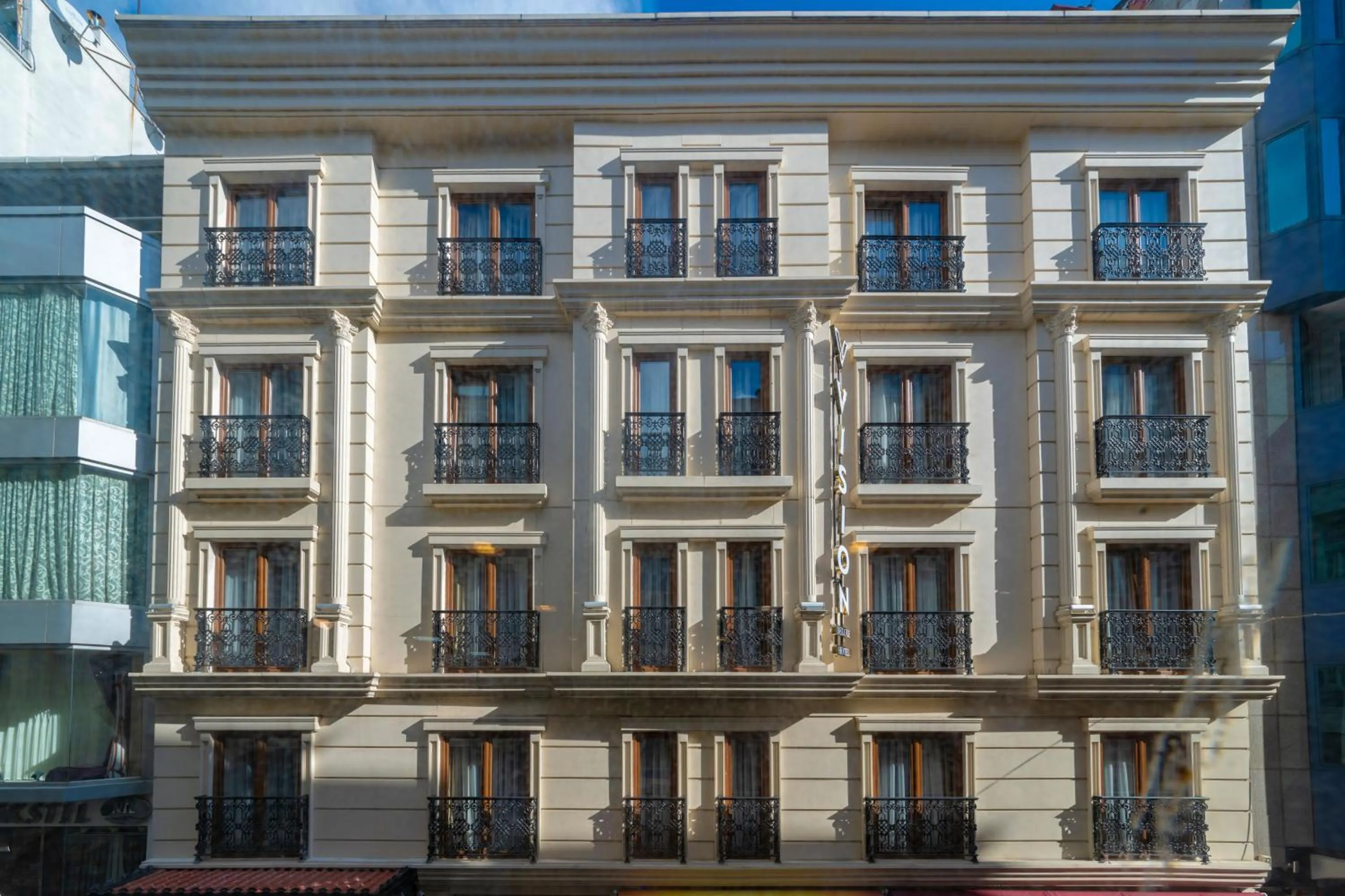 Facade/entrance in Vision Deluxe Hotel