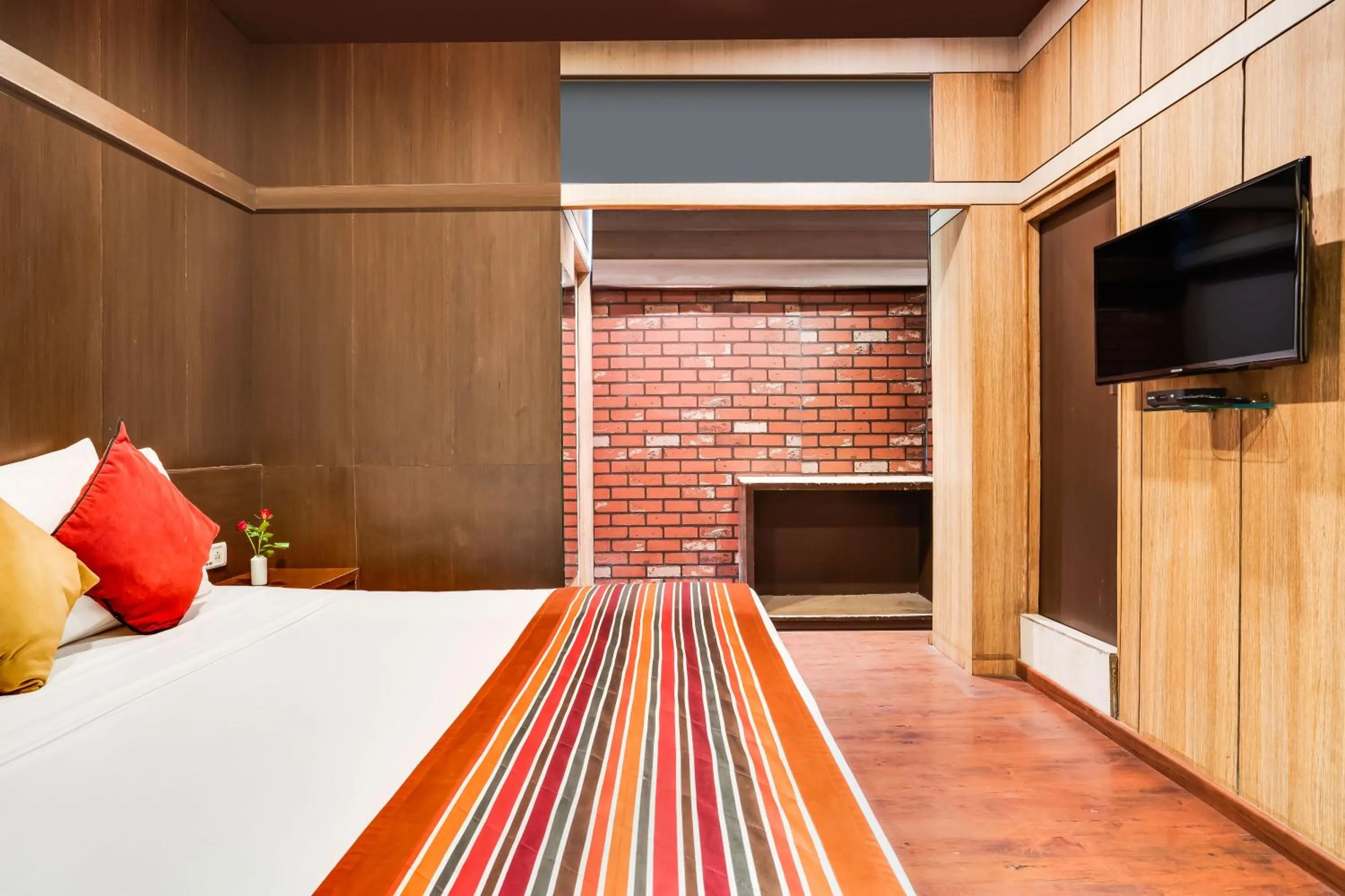 Bedroom, Bed in Mount Embassy