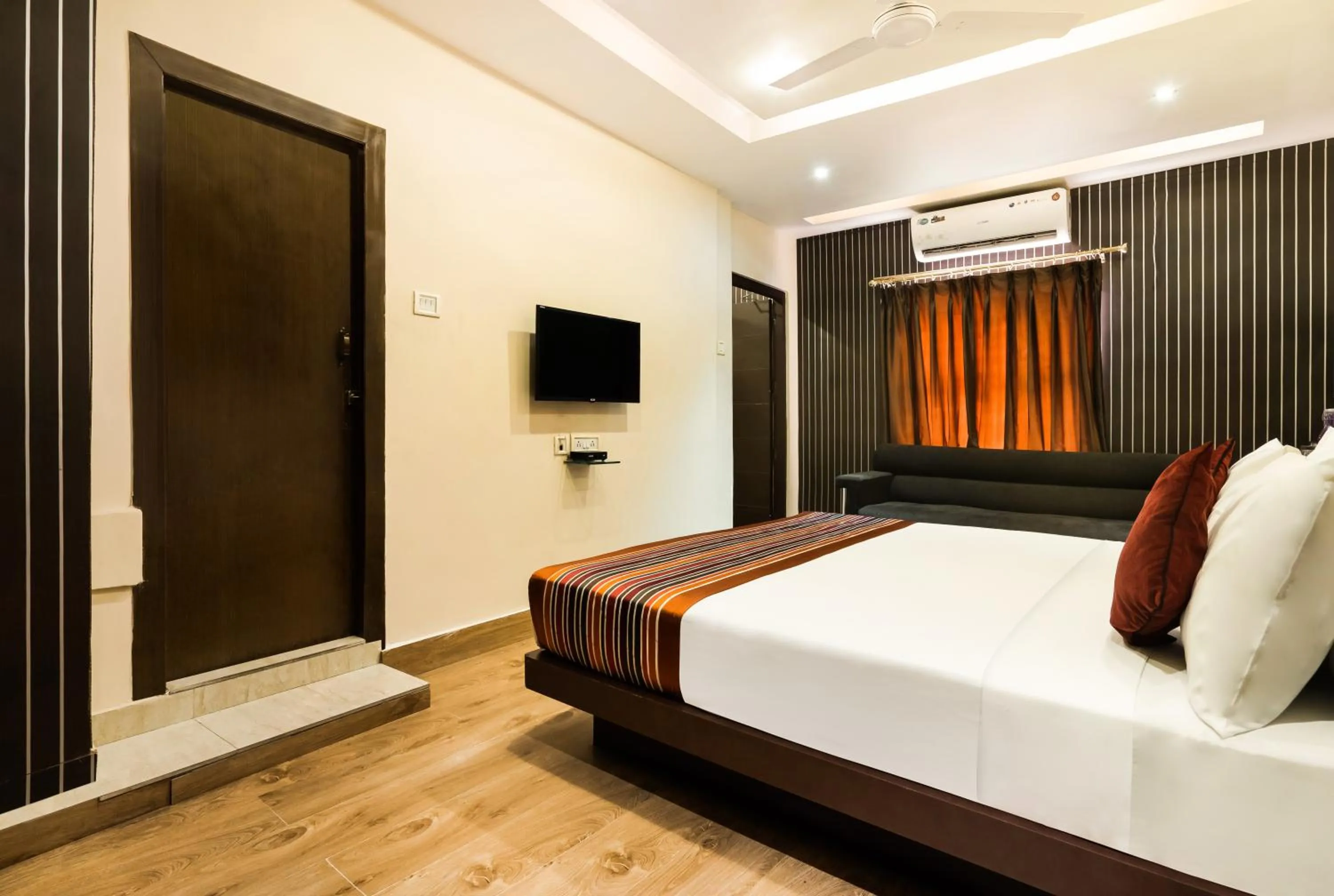 Bed in Mount Embassy