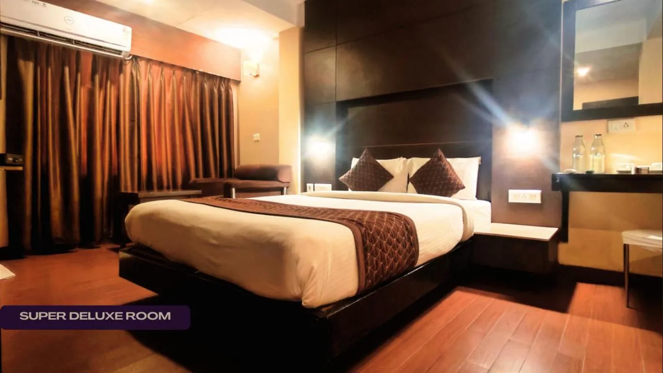 Bedroom, Bed in Mount Embassy