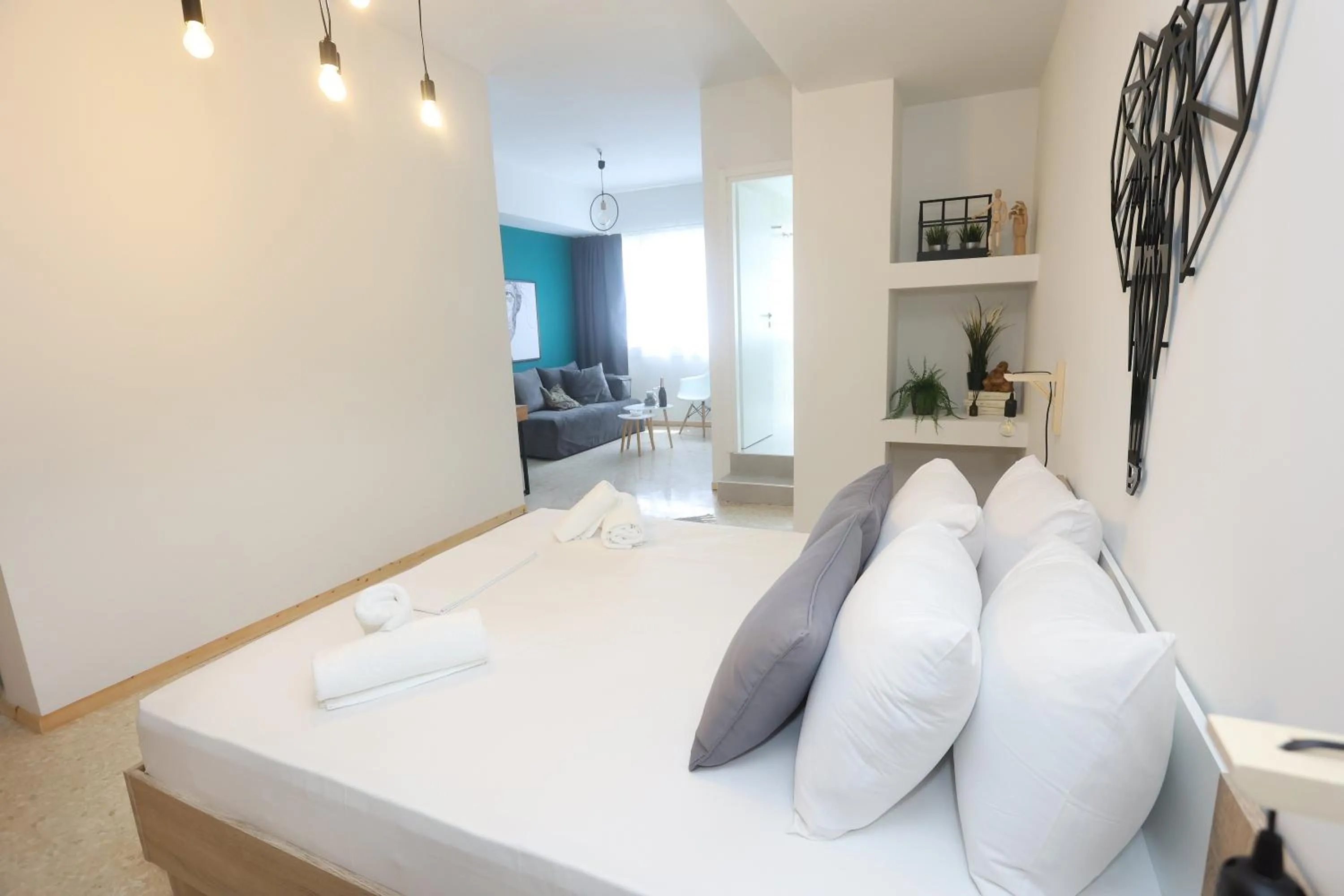 Photo of the whole room, Bed in Old Town Hall Suites and Apartments