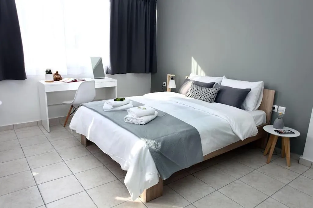 Bed in Old Town Hall Suites and Apartments