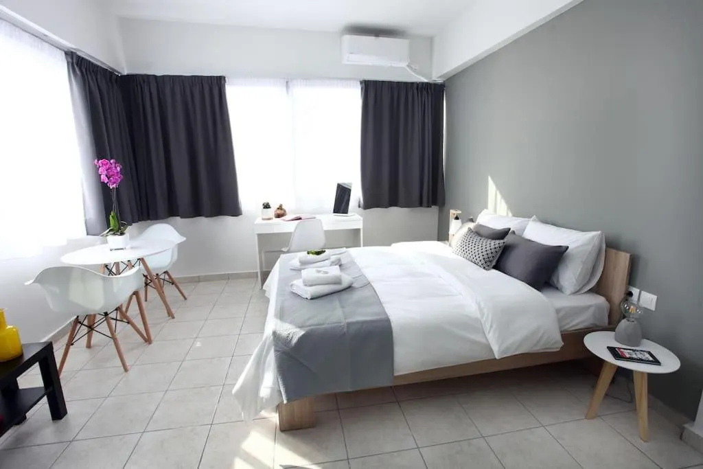 Bed in Old Town Hall Suites and Apartments