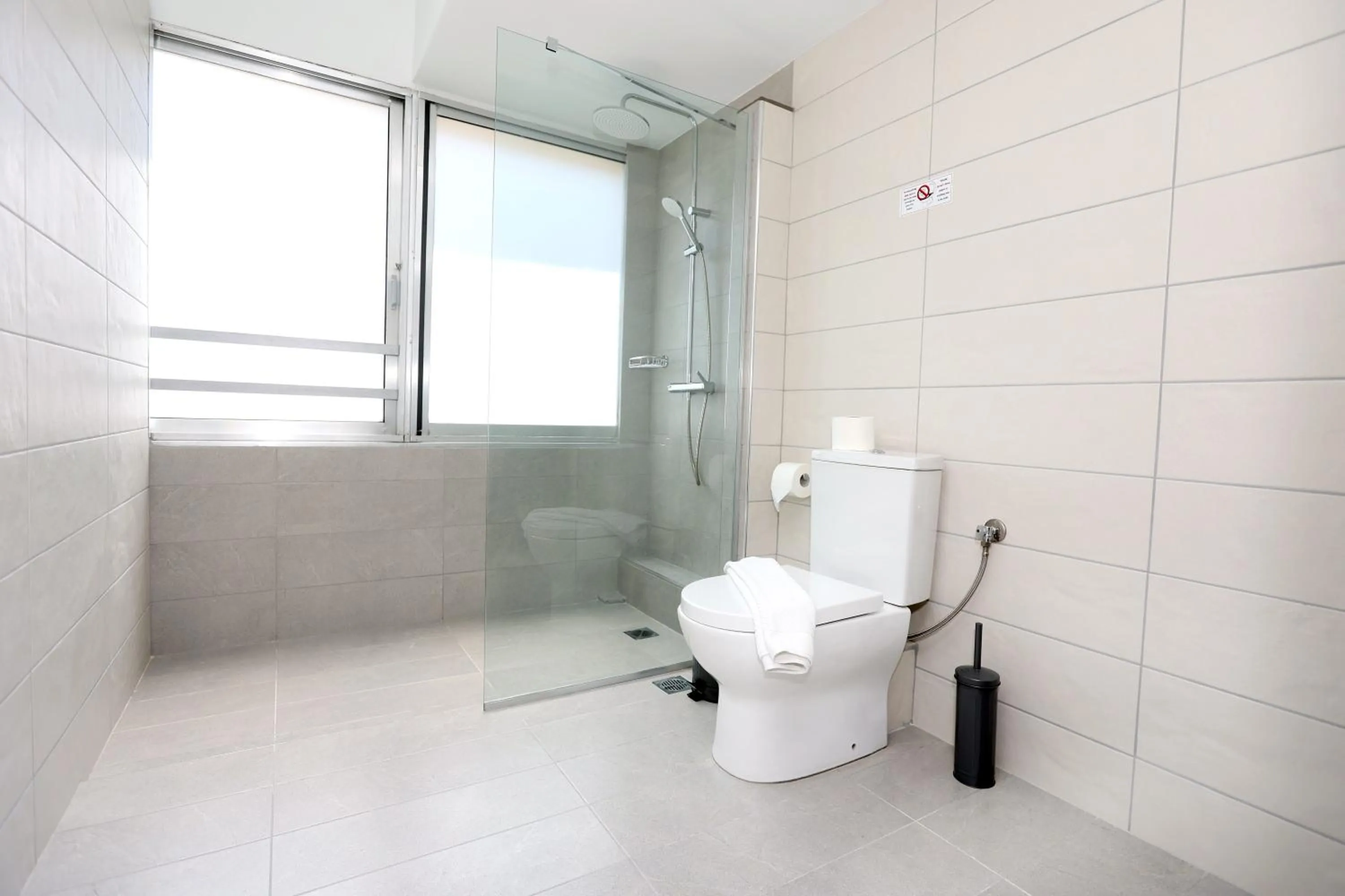 Shower in Old Town Hall Suites and Apartments