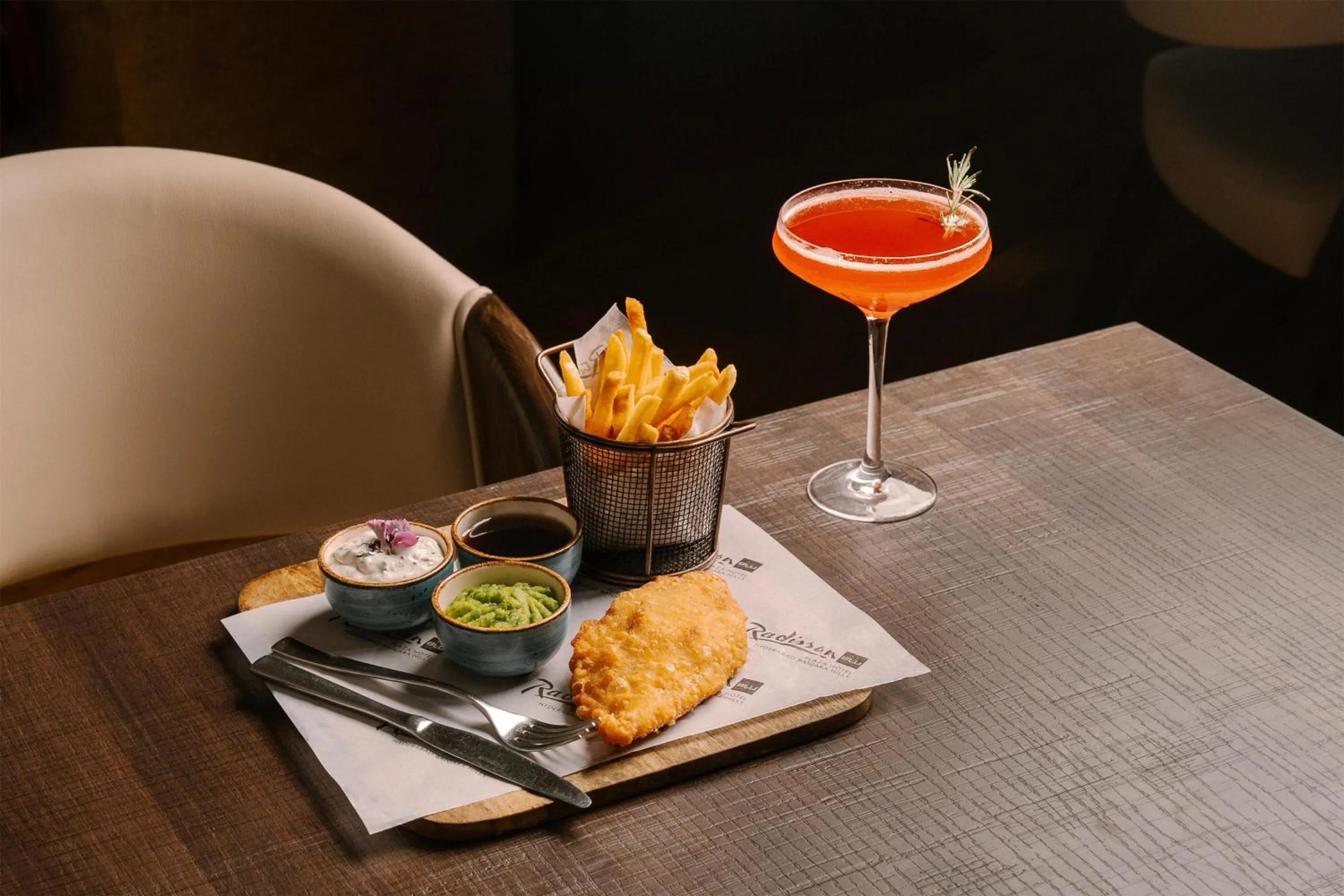 Food and drinks in Radisson Blu Plaza Hotel Hyderabad Banjara Hills