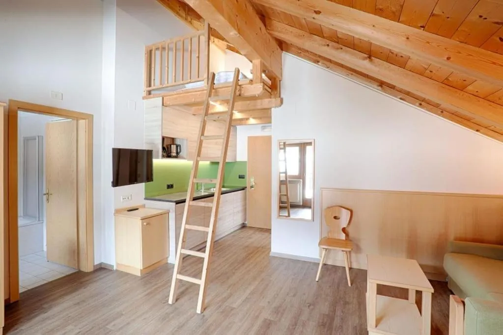 Mountain Living Apartments