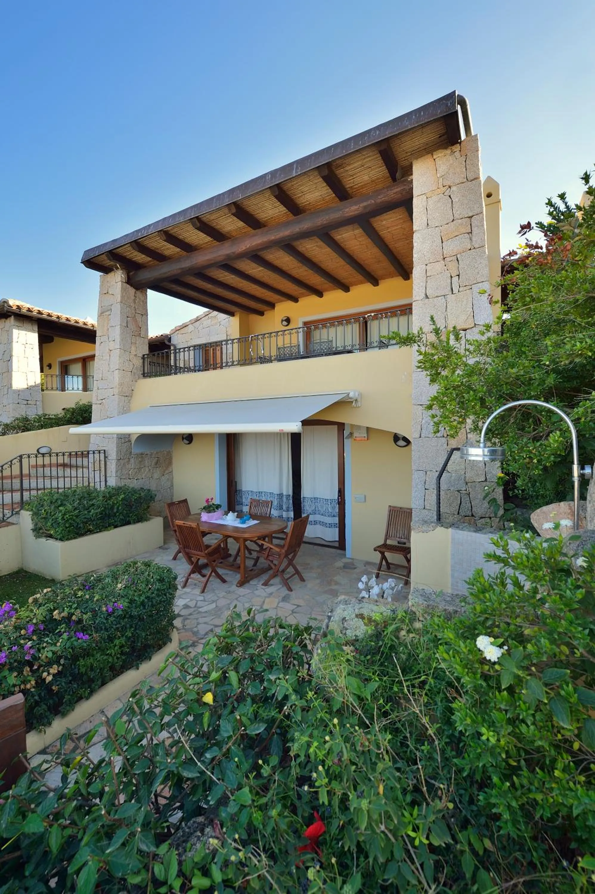 Facade/entrance in Villa Isuledda Beach
