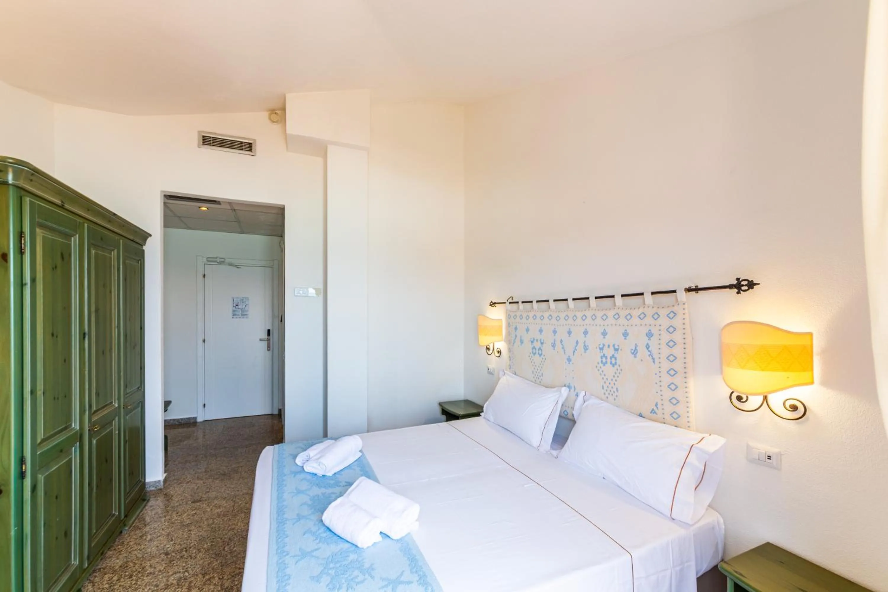 Photo of the whole room, Bed in Hotel Castello