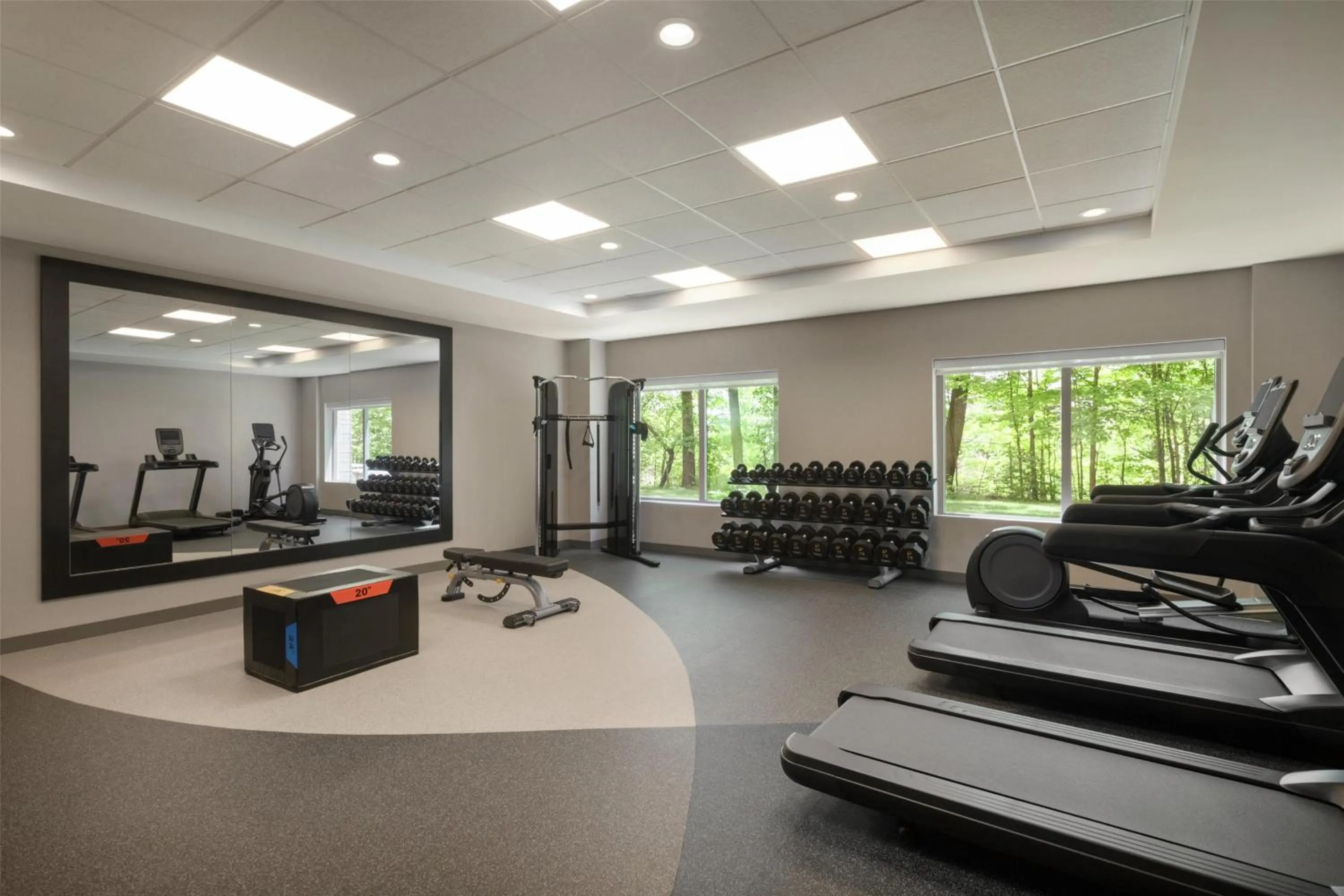 Fitness centre/facilities in Hilton Garden Inn Cleveland Airport