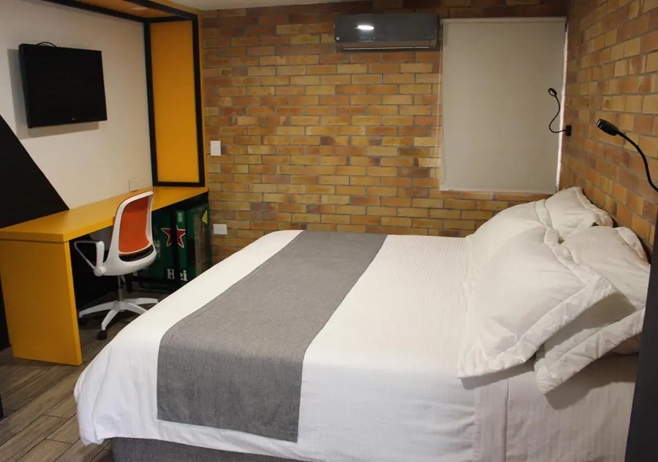 Junior Suite - single occupancy in Hotel D' Leon Junior Suite - single occupancy in Hotel D' Leon