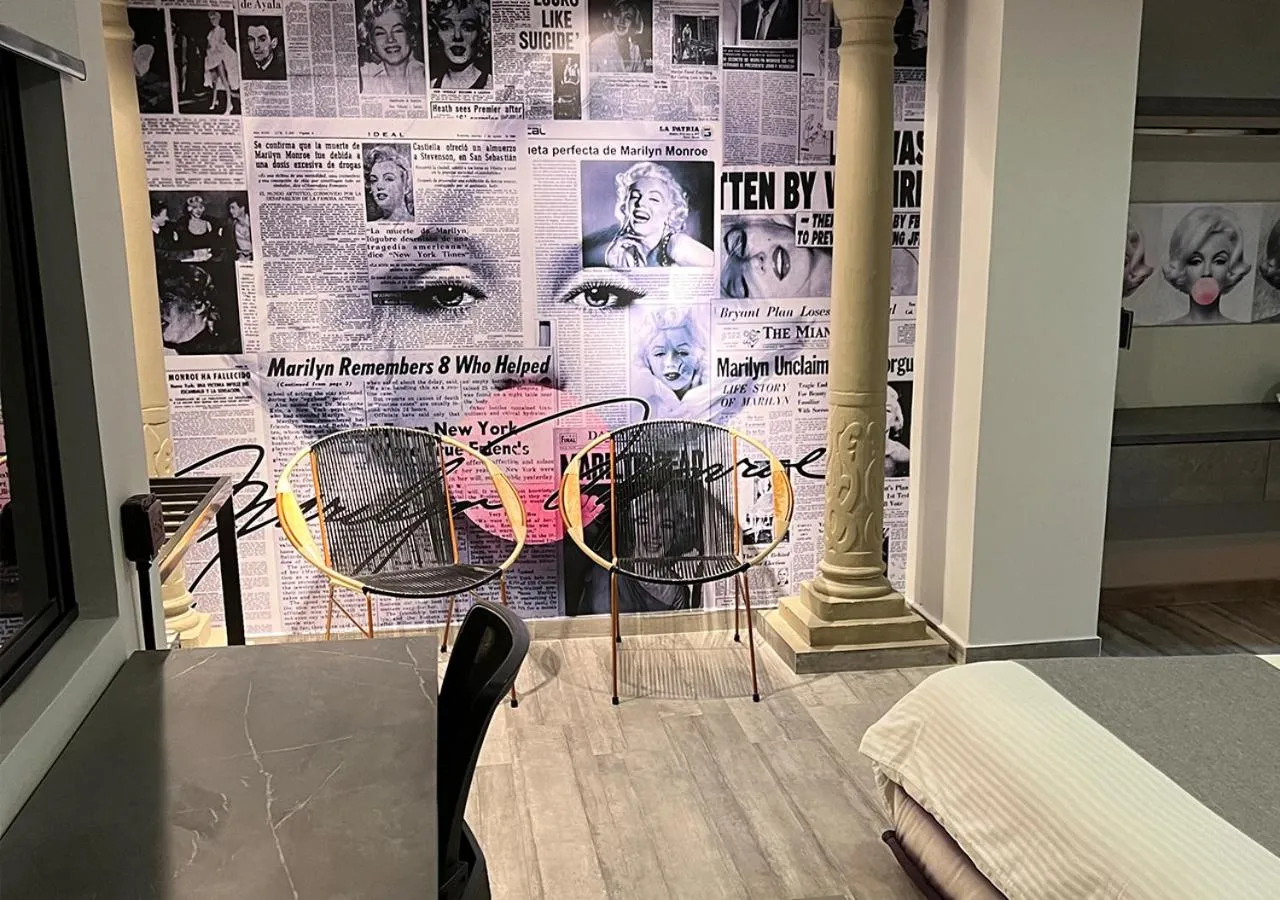 Hot Tub in Hotel D' Leon