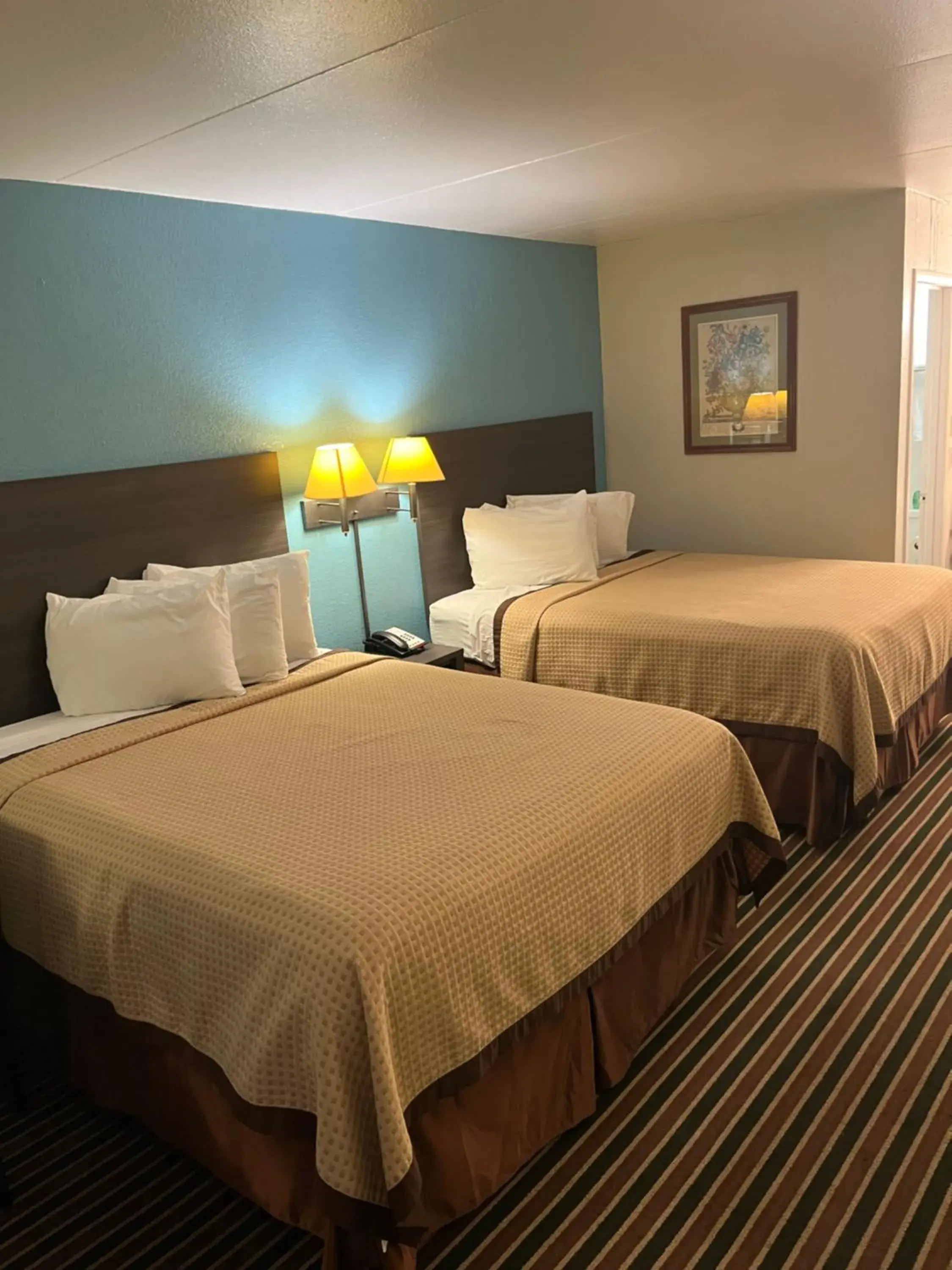 Double Room with Two Double Beds in American Inn Morrilton Double Room with Two Double Beds in American Inn Morrilton