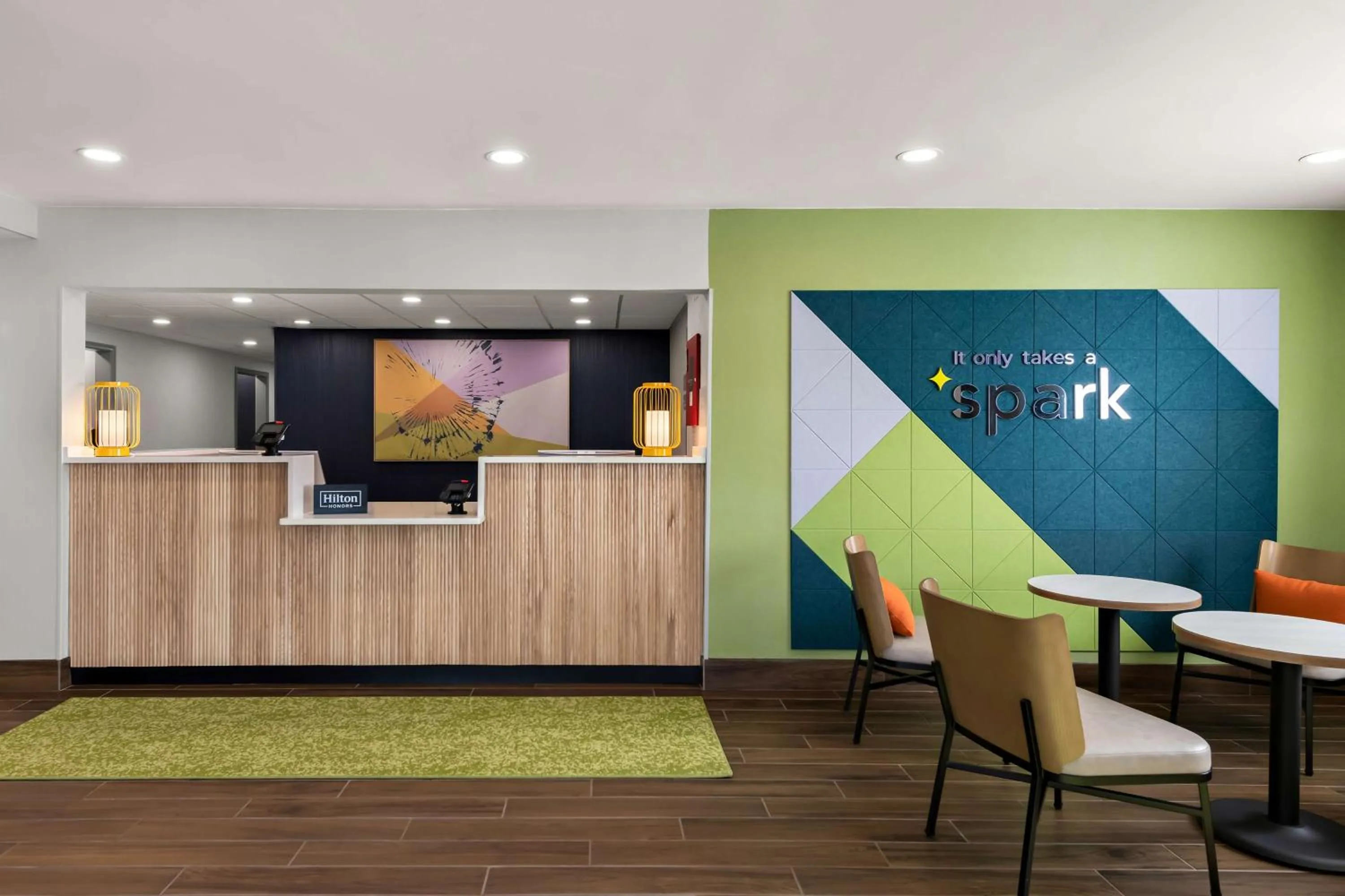 Lobby or reception in Spark by Hilton Norfolk
