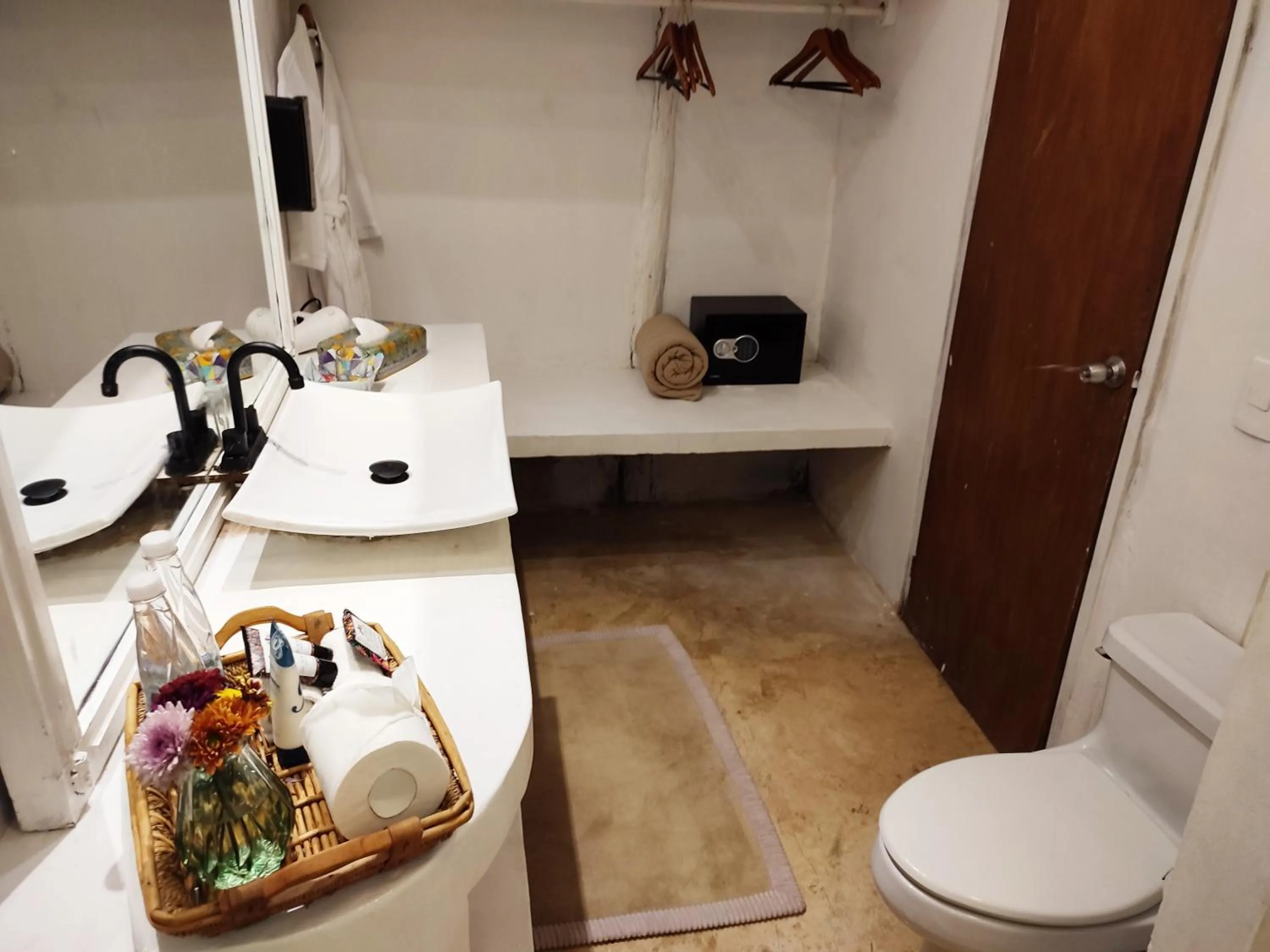 Bathroom in Villa Las Estrellas Tulum - located at the party zone