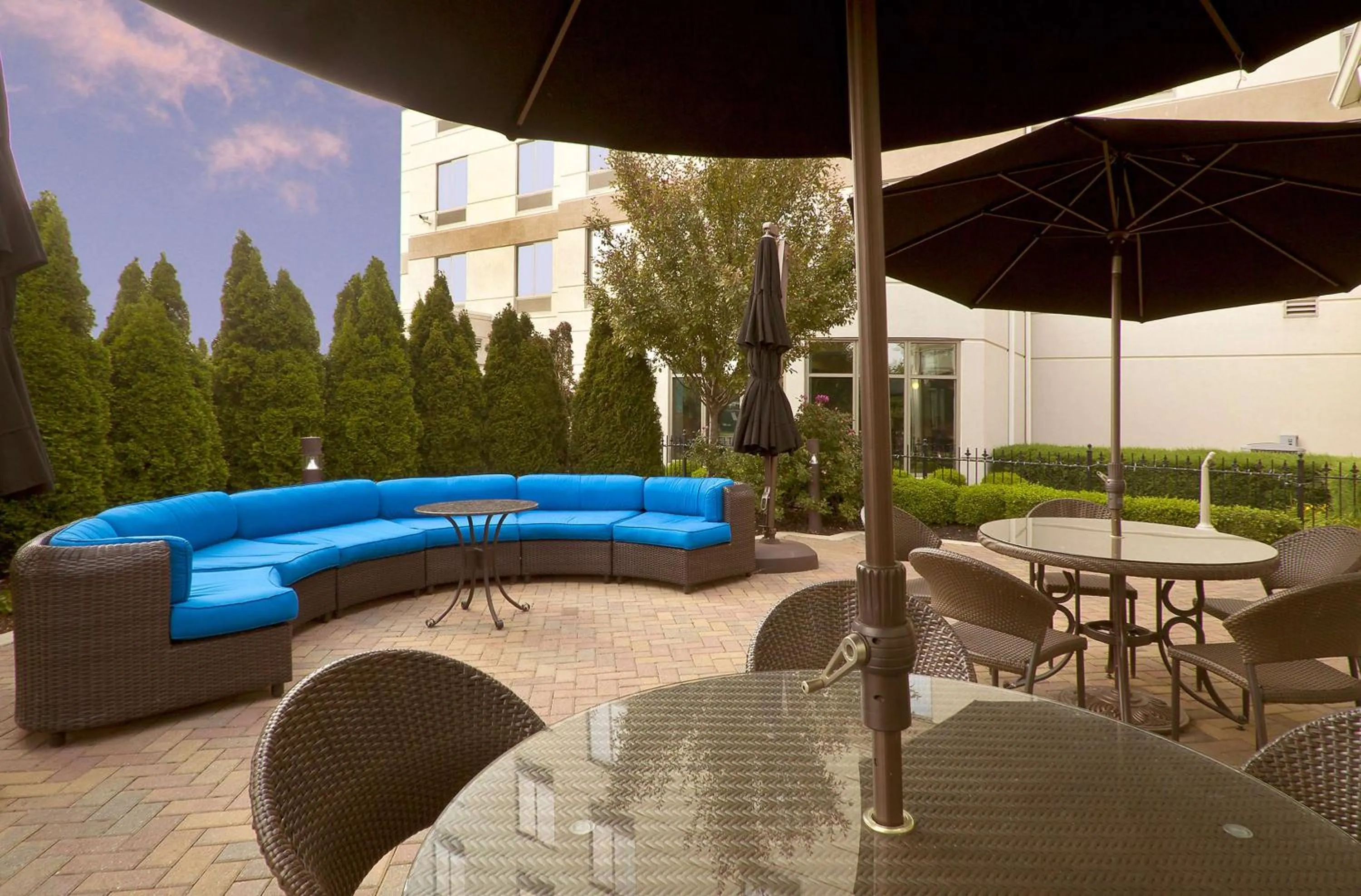 Patio in Hilton Garden Inn Columbus-University Area